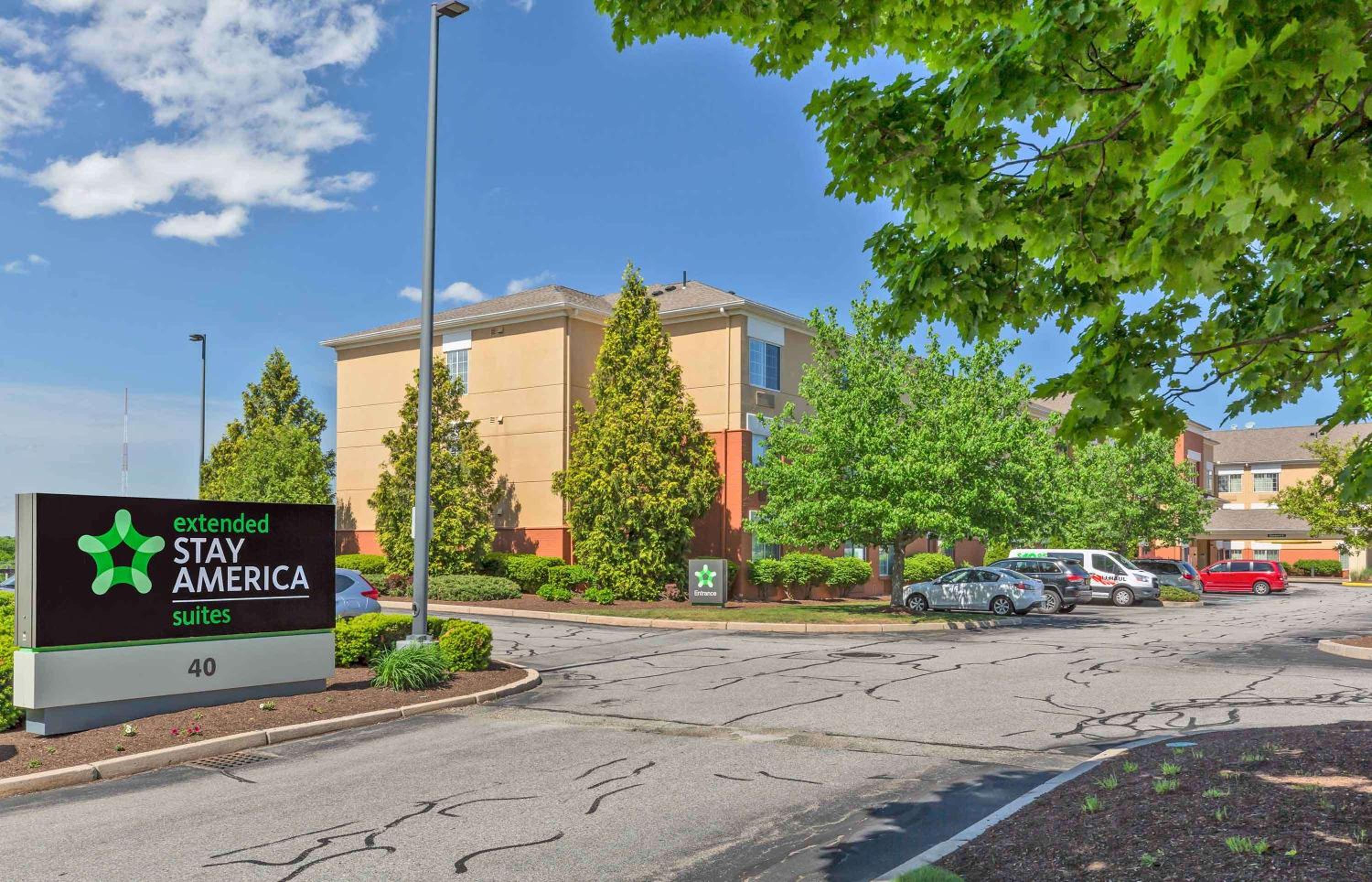 Boston Vacations - Extended Stay America Suites - Boston - Burlington - Property Image 2