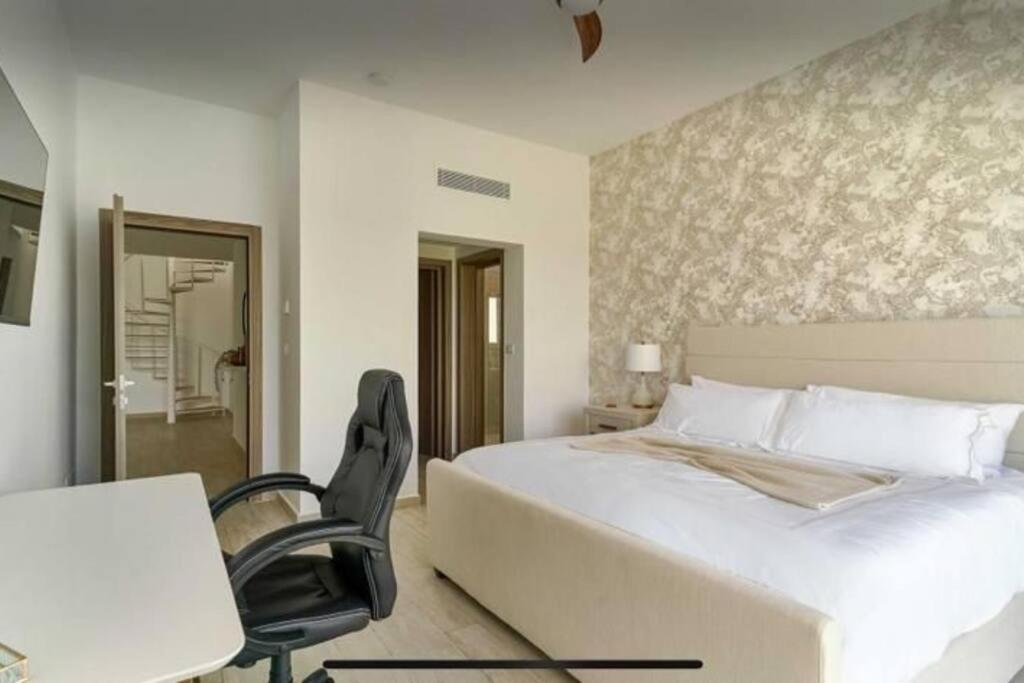 Ocean View Penthouse at Hard Rock by Unwind Properties