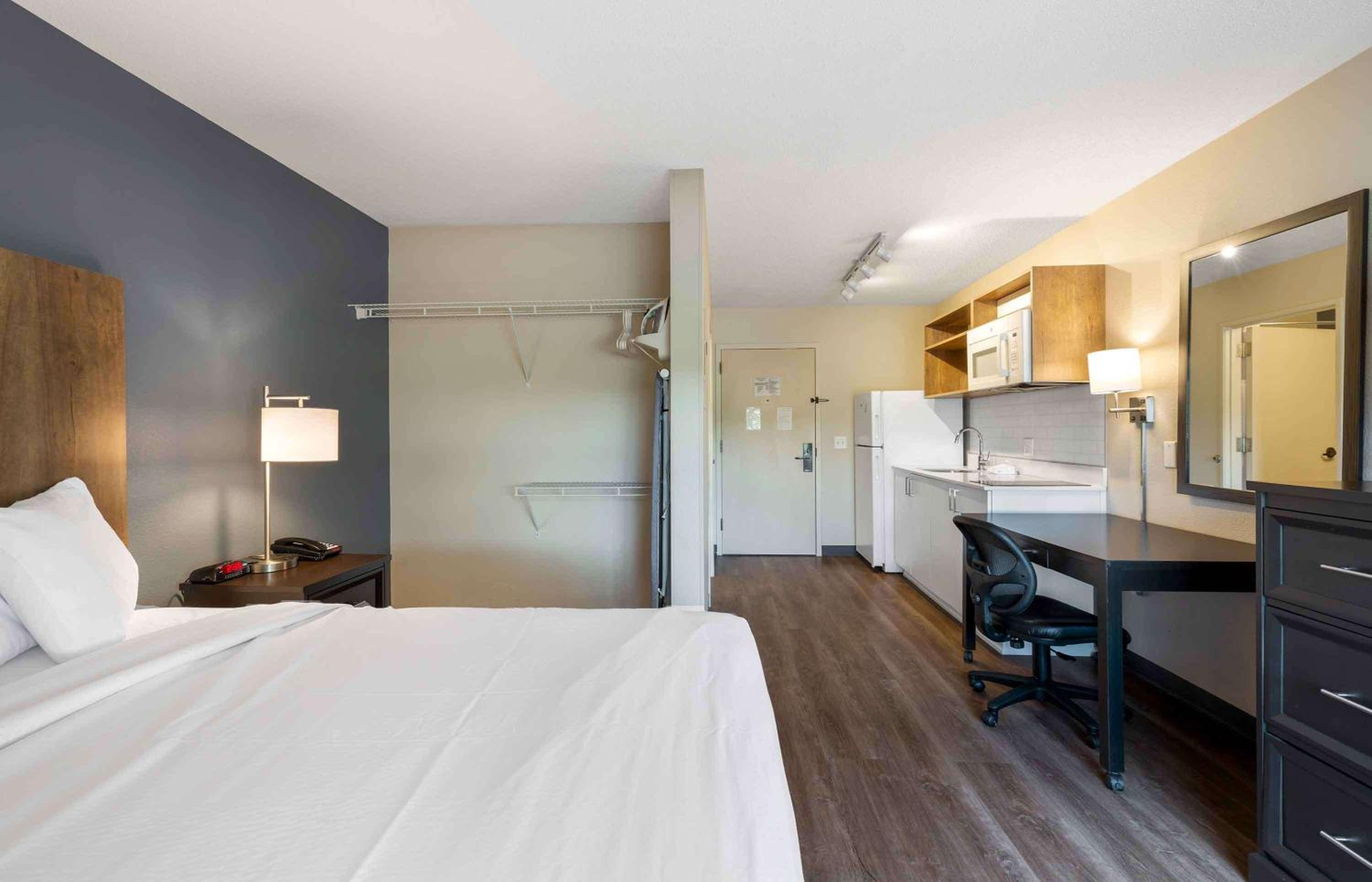 Burlington Vacations - Extended Stay America Suites - Boston - Burlington - Property Image 9