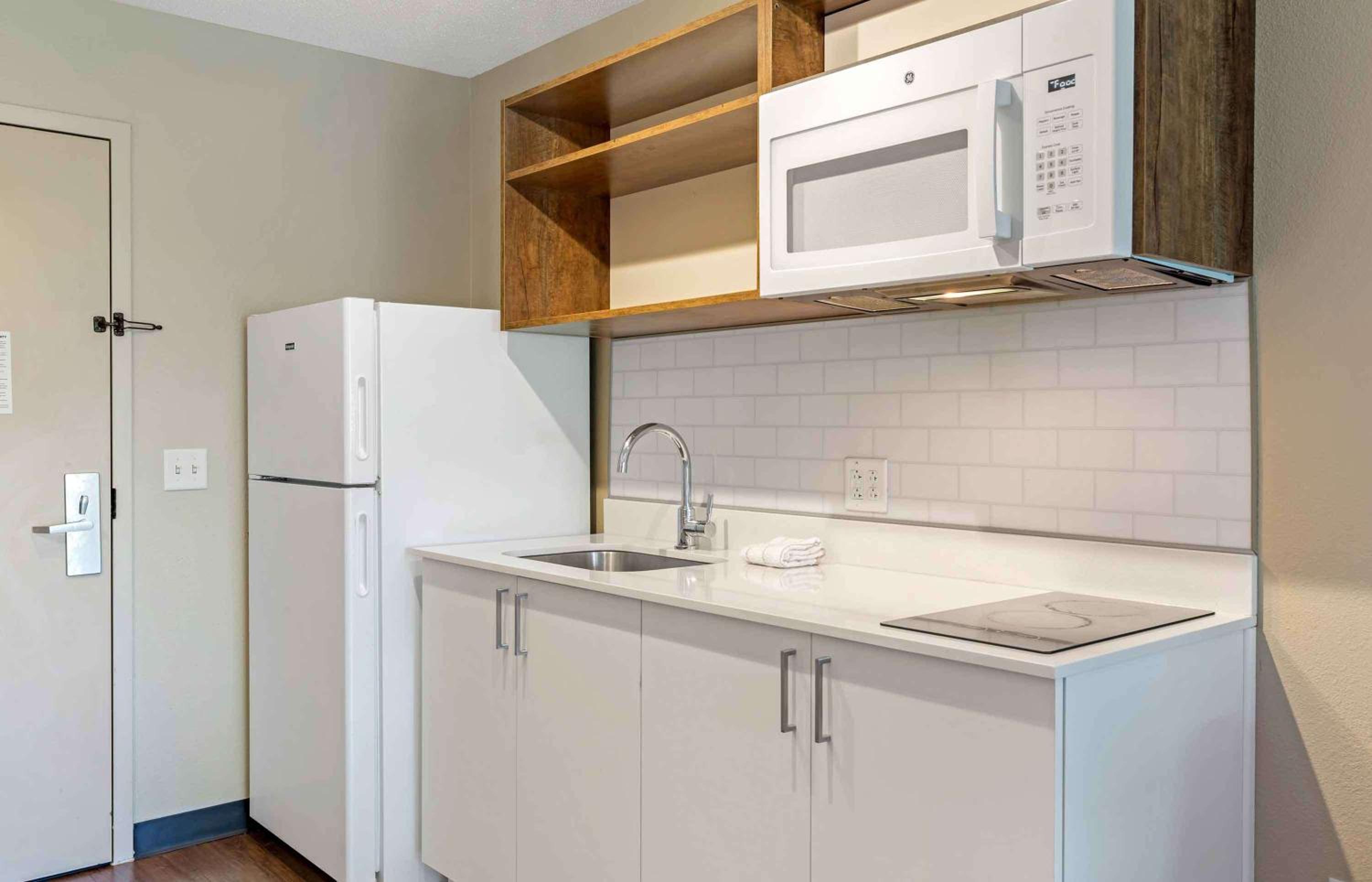 Burlington Vacations - Extended Stay America Suites - Boston - Burlington - Property Image 11