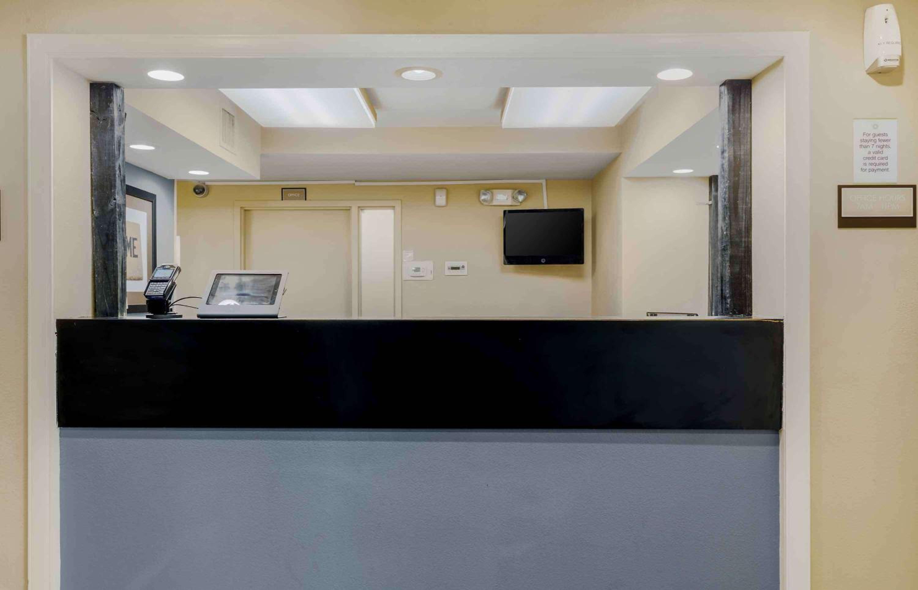Extended Stay America Suites - Boston - Waltham - 52 4th Ave - Property Image 13