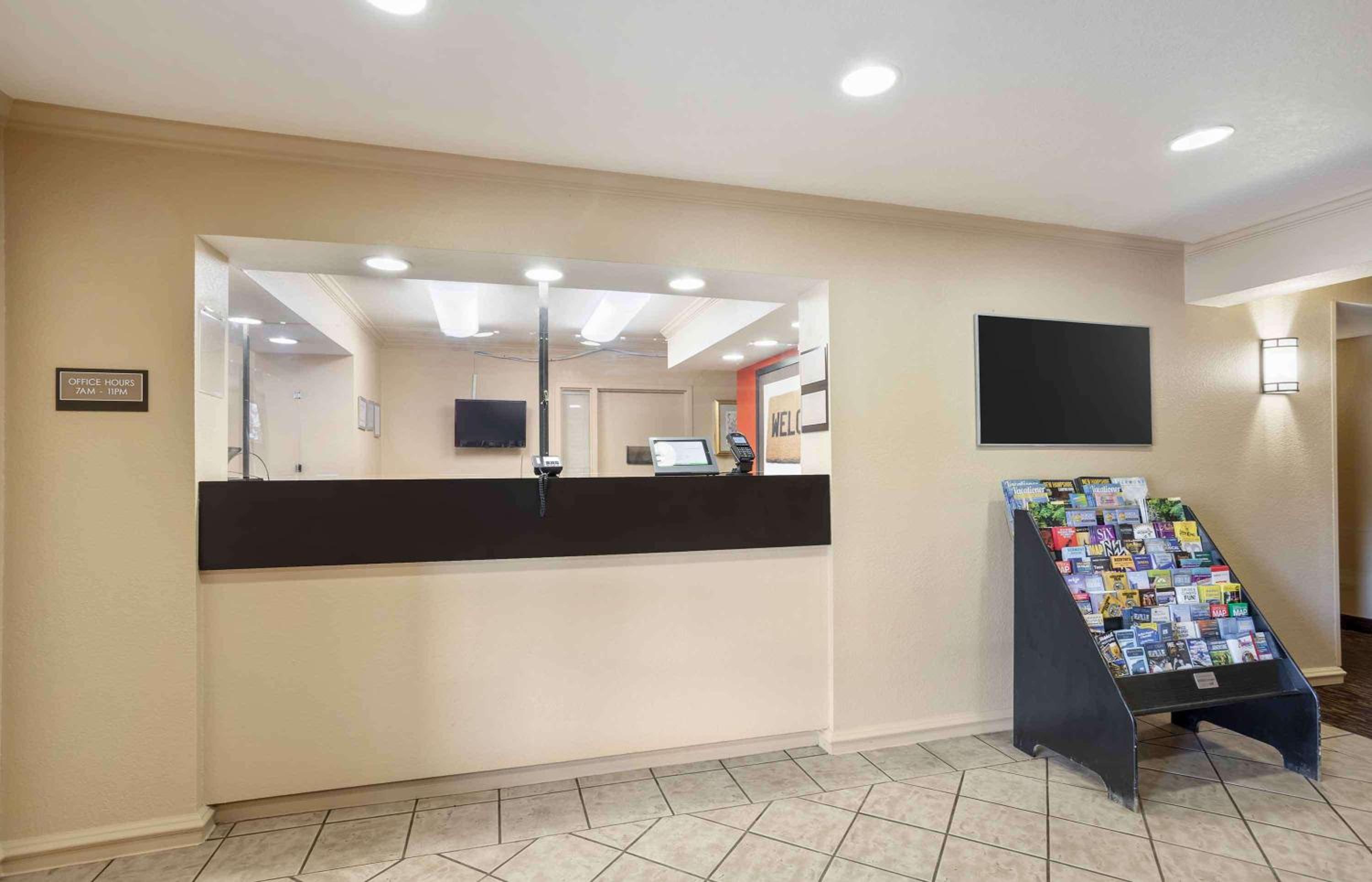 Norwalk CA Vacations - Extended Stay America Suites - Norwalk - Stamford - Property Image 66