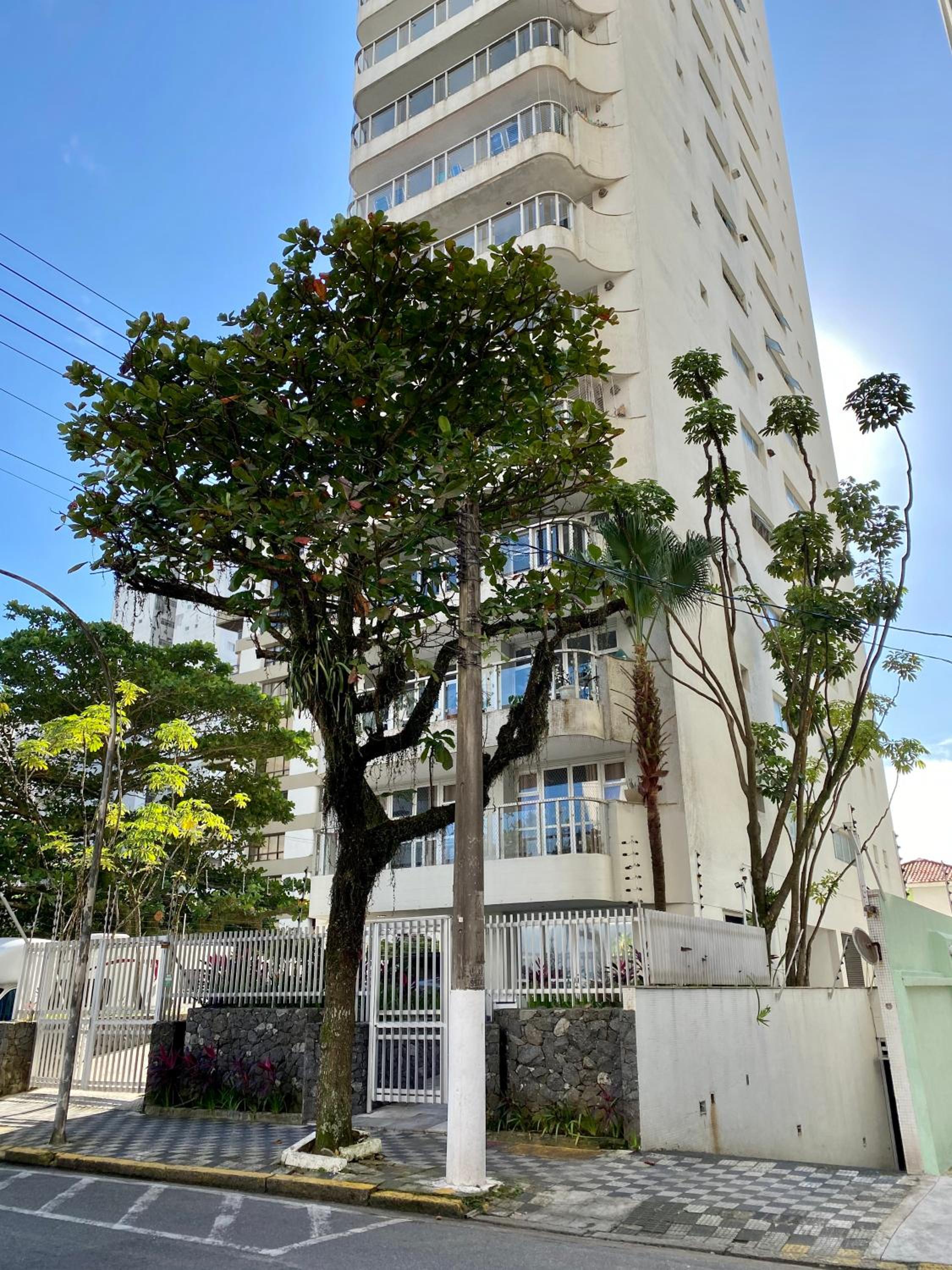 Apartamento espaçoso com vista
