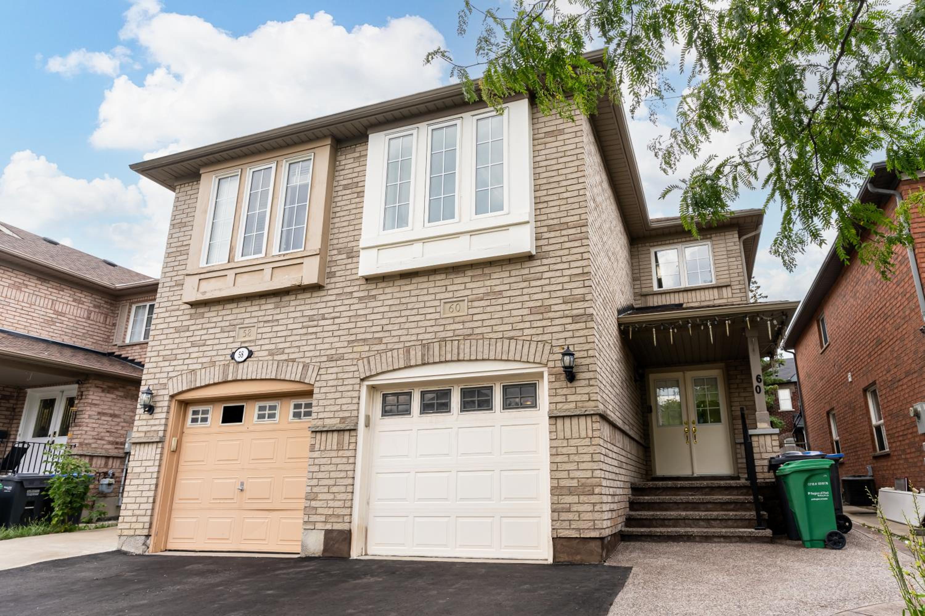 Luxury Home In Castlemore Brampton