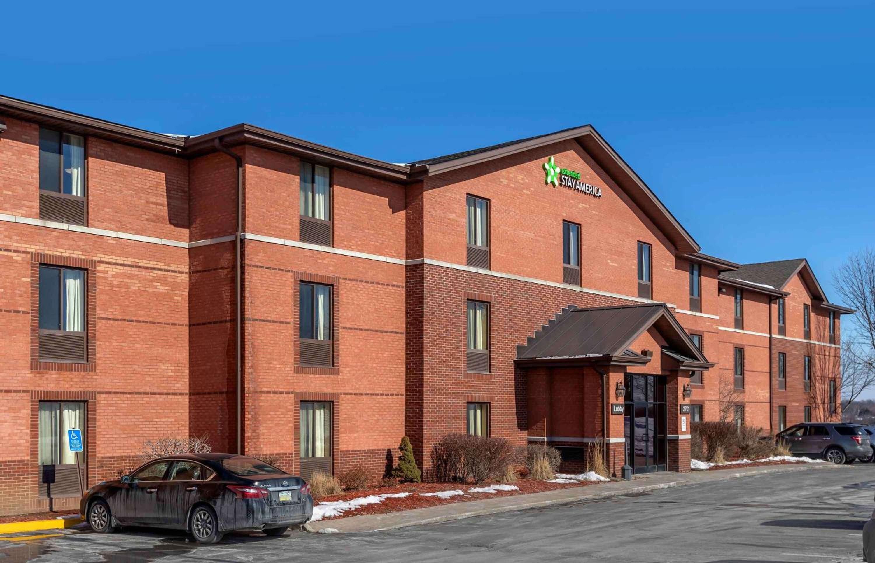 Des Moines Vacations - Extended Stay America Select Suites - Des Moines - West Des Moines - Property Image 2