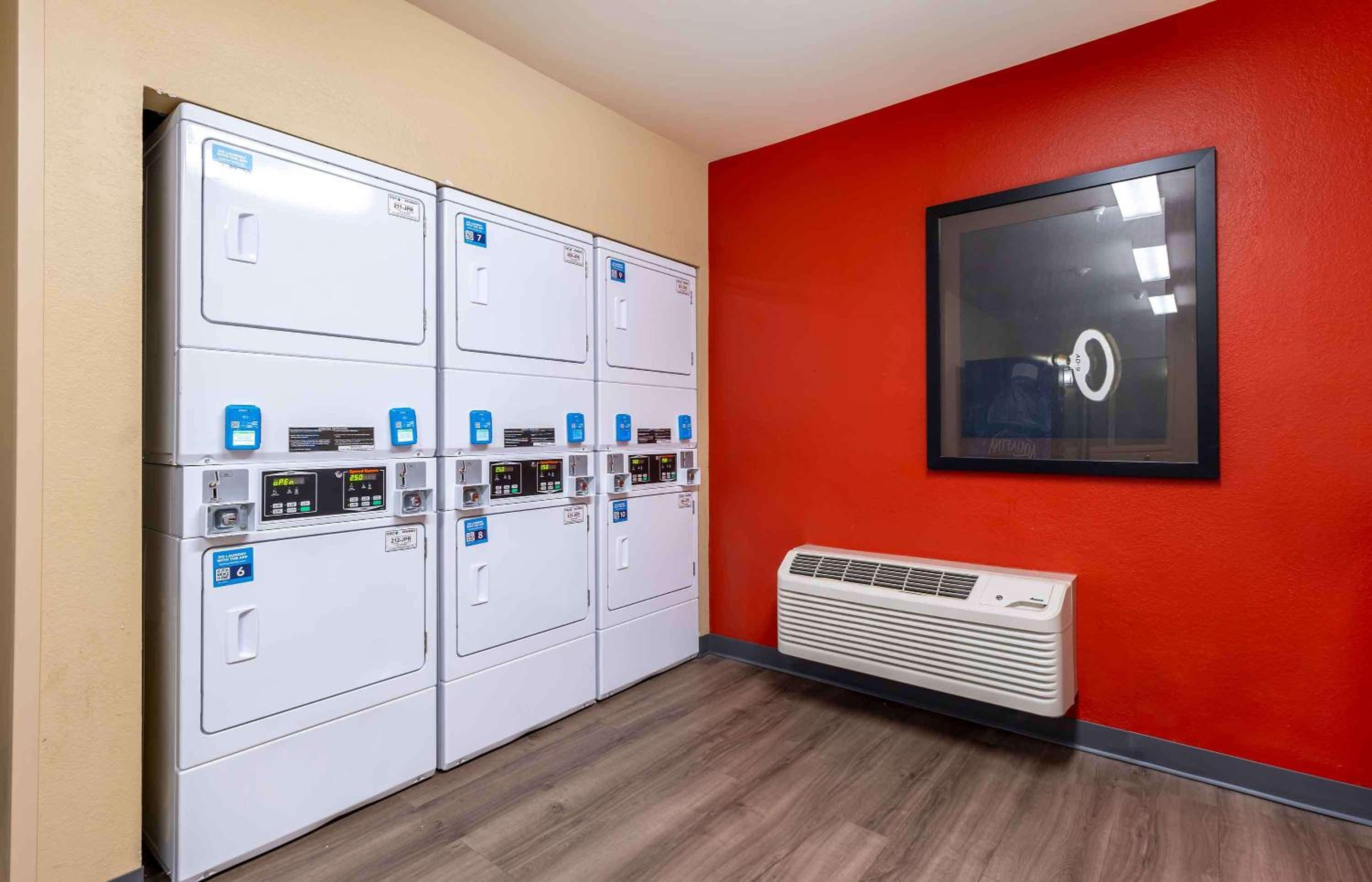 Bloomington Vacations - Extended Stay America Suites - Bloomington - Normal - Property Image 47