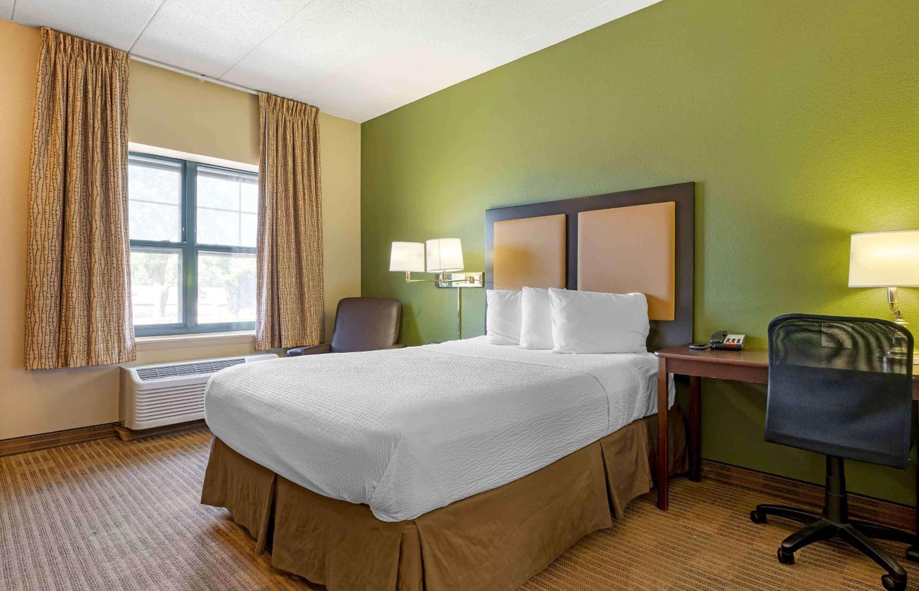 Extended Stay America Select Suites - Chicago - Darien - Property Image 6