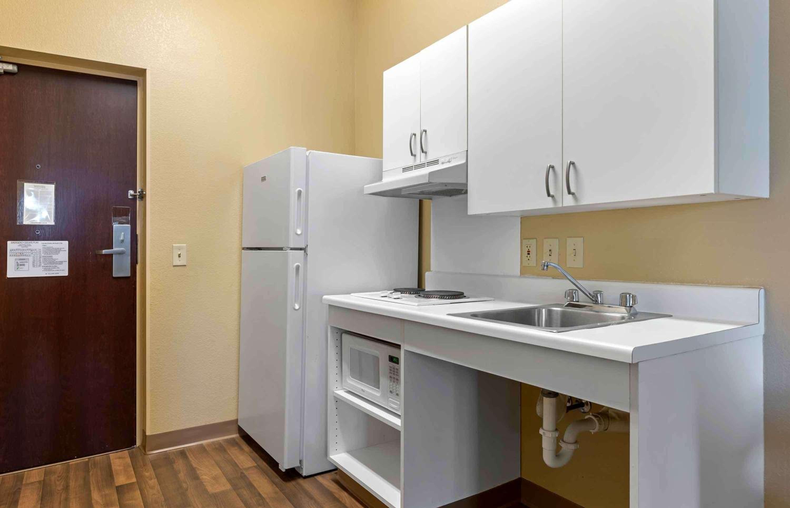 Extended Stay America Select Suites - Chicago - Darien - Property Image 7