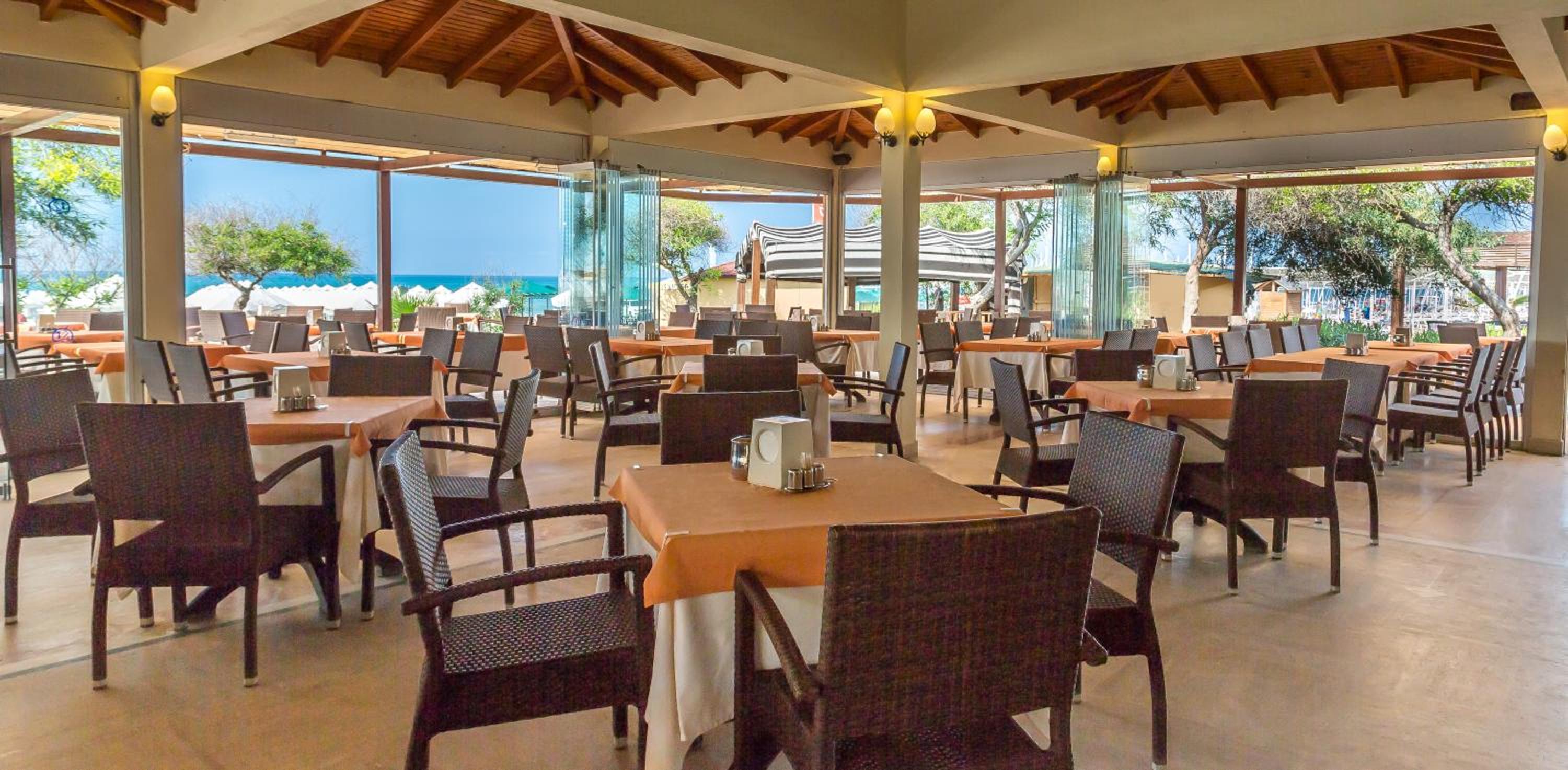 Villa Side Hotel - Image 77