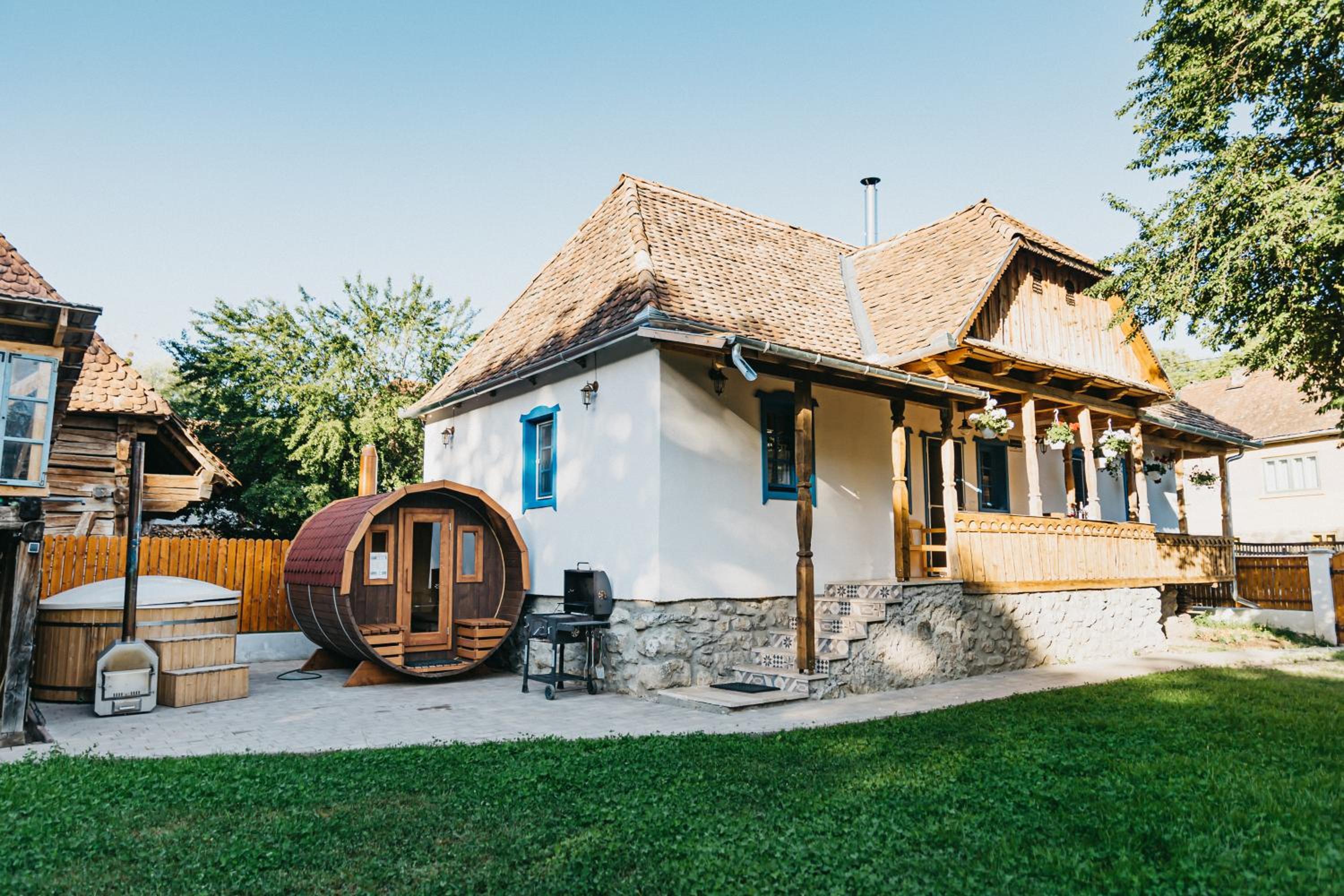 Hotel Emese Guesthause - Image 1