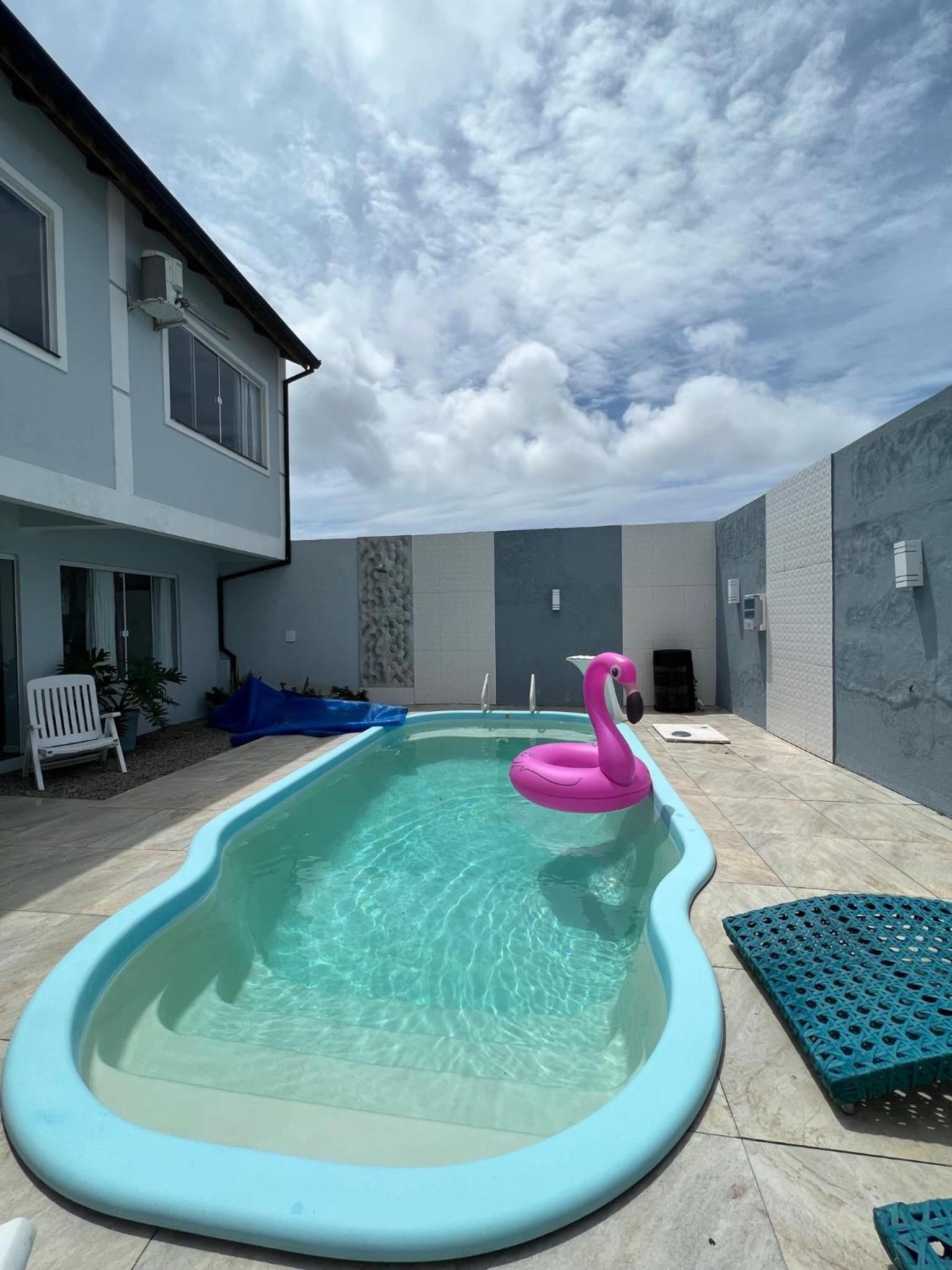 Casa com Piscina temporada