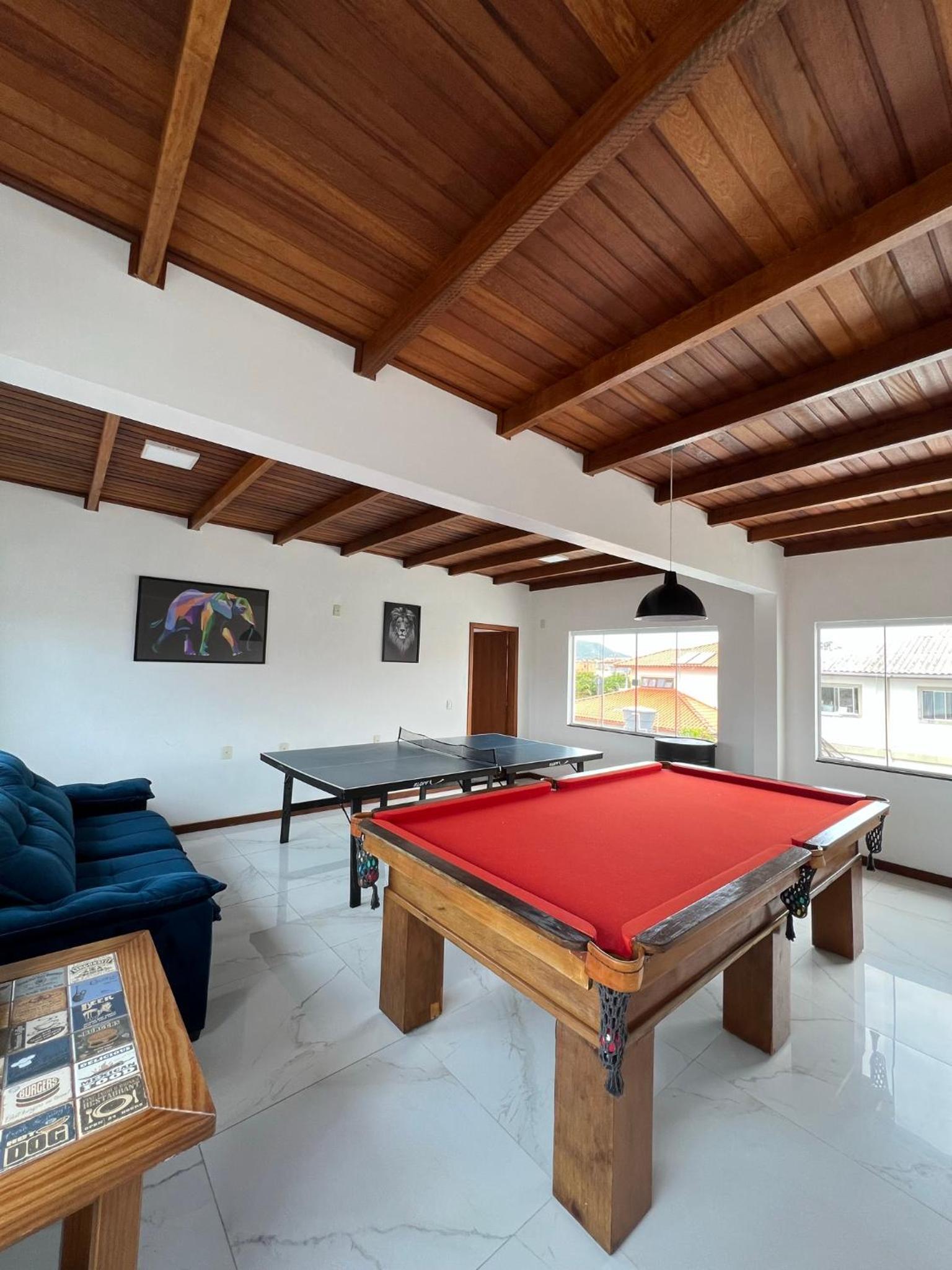 Casa com Piscina temporada