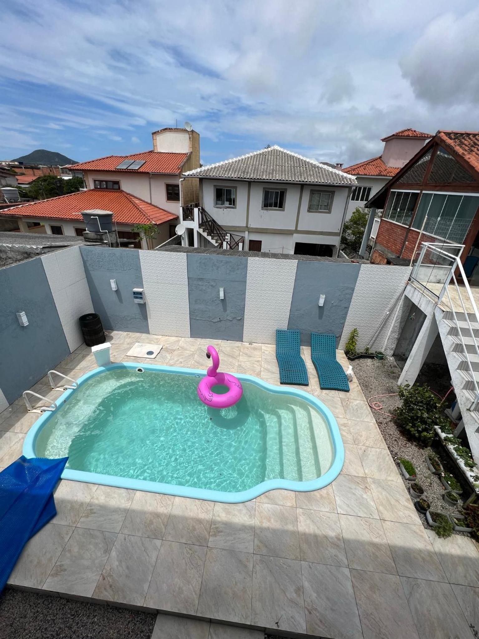 Casa com Piscina temporada