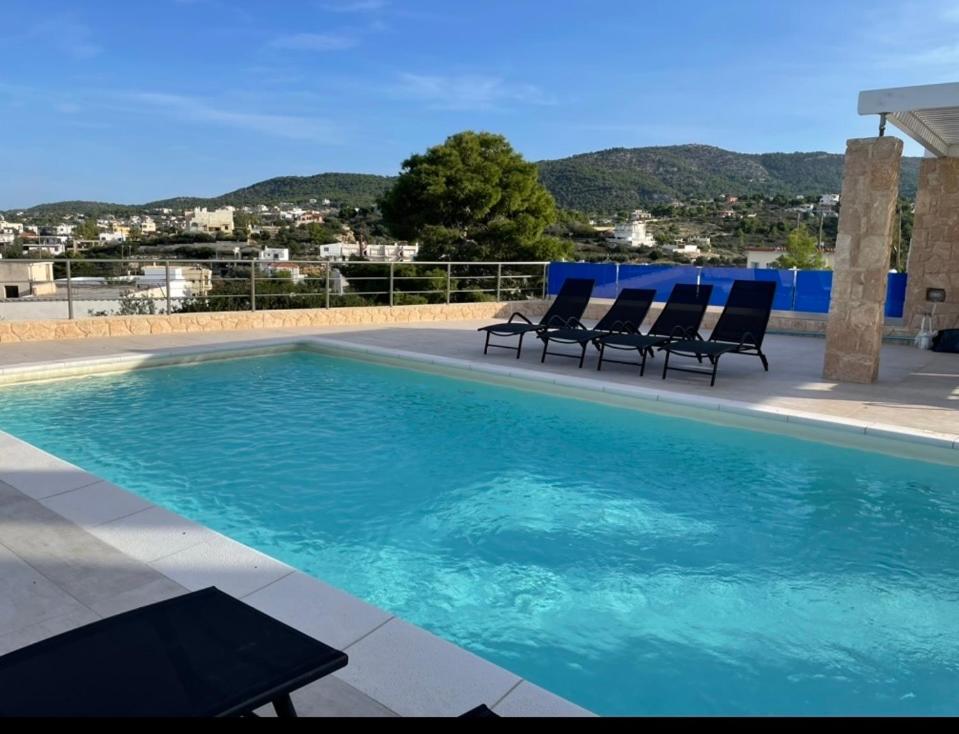Souvala /Aegina. Excellent location Luxury villa. photo 4