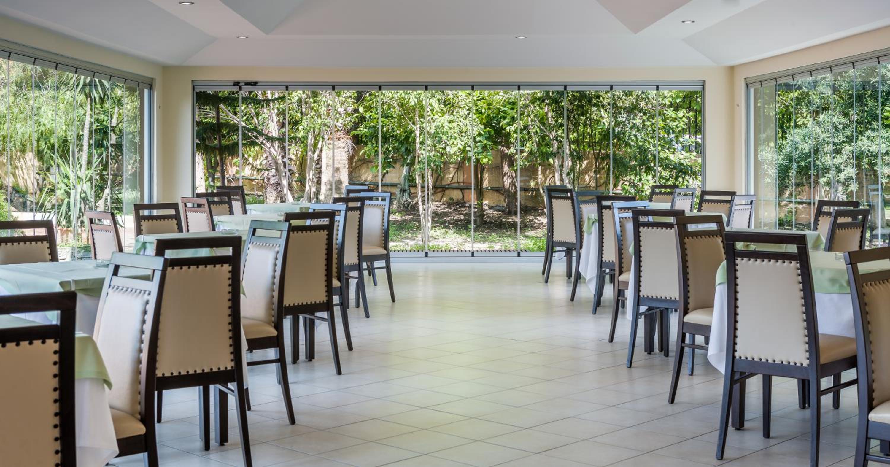 Villa Side Hotel - Image 7