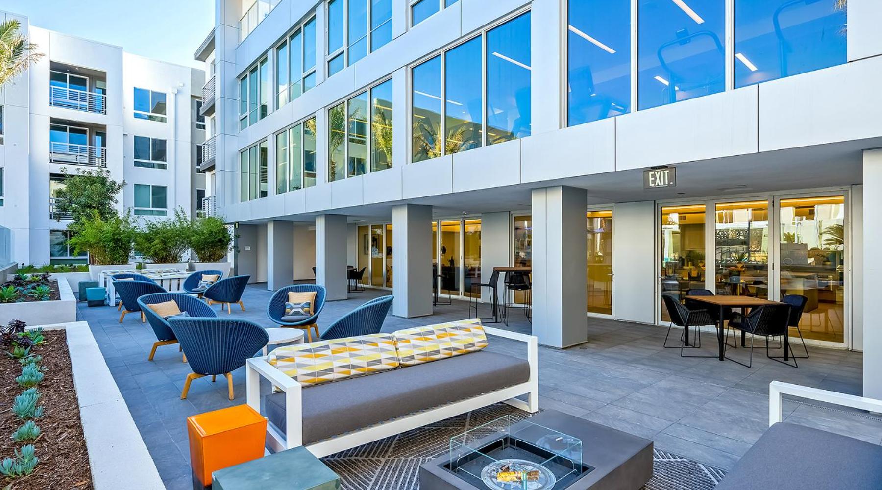 Global Luxury Suites Irvine view 5