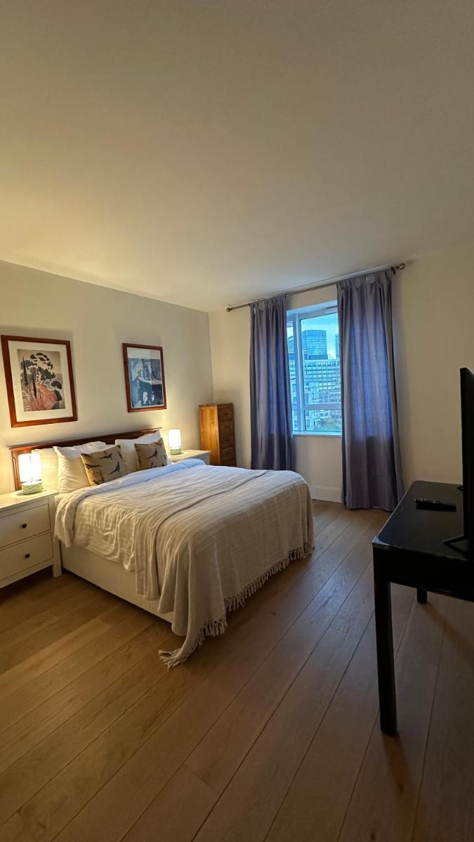 Canary Wharf 1 bed apartment