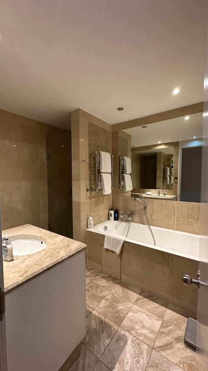 Canary Wharf 1 bed apartment