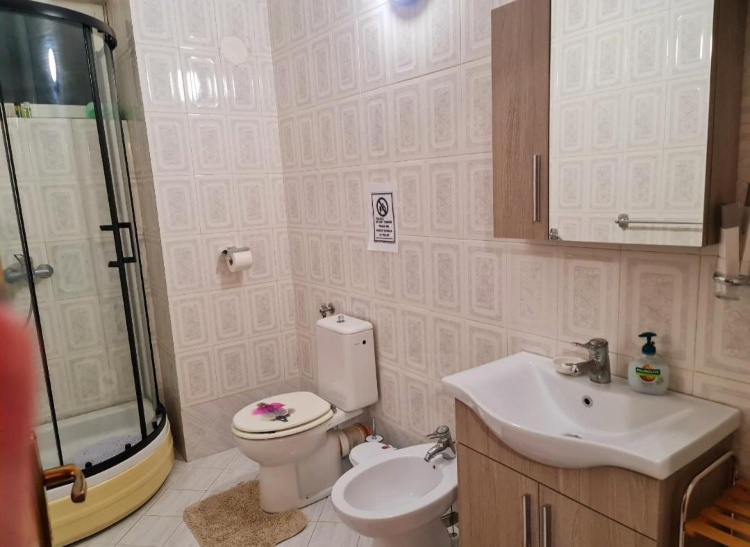 SweetHome Tirana Center, Skanderbeg Square