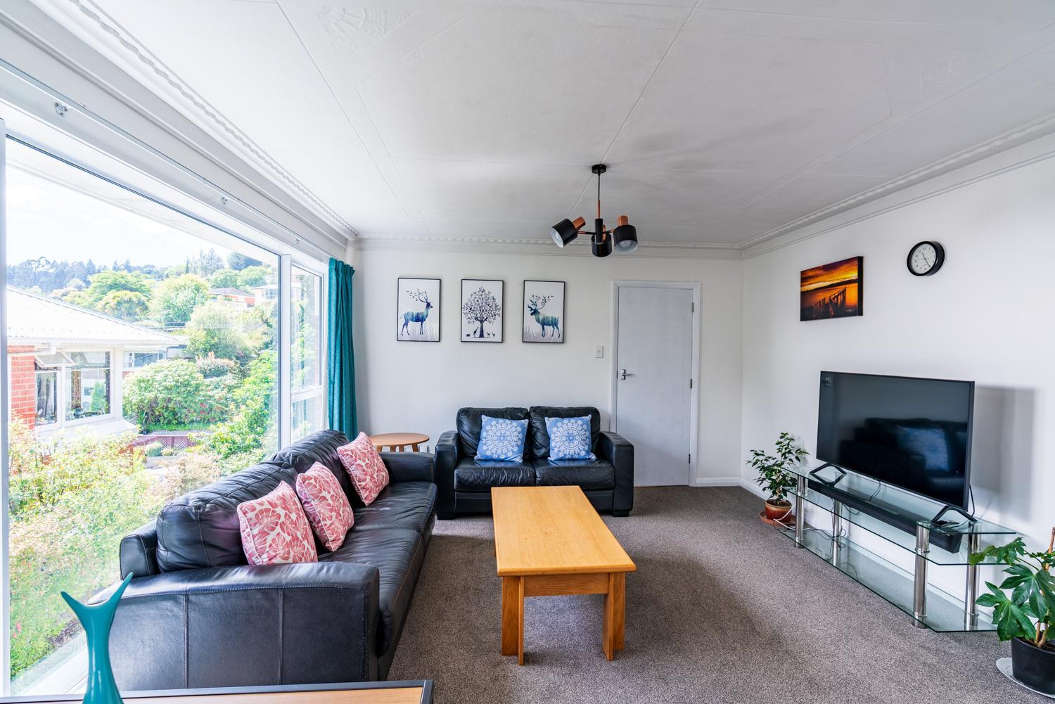 Modern home in Dunedin view 2