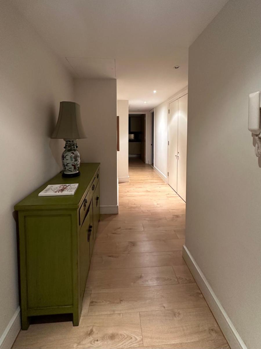Canary Wharf 1 bed apartment
