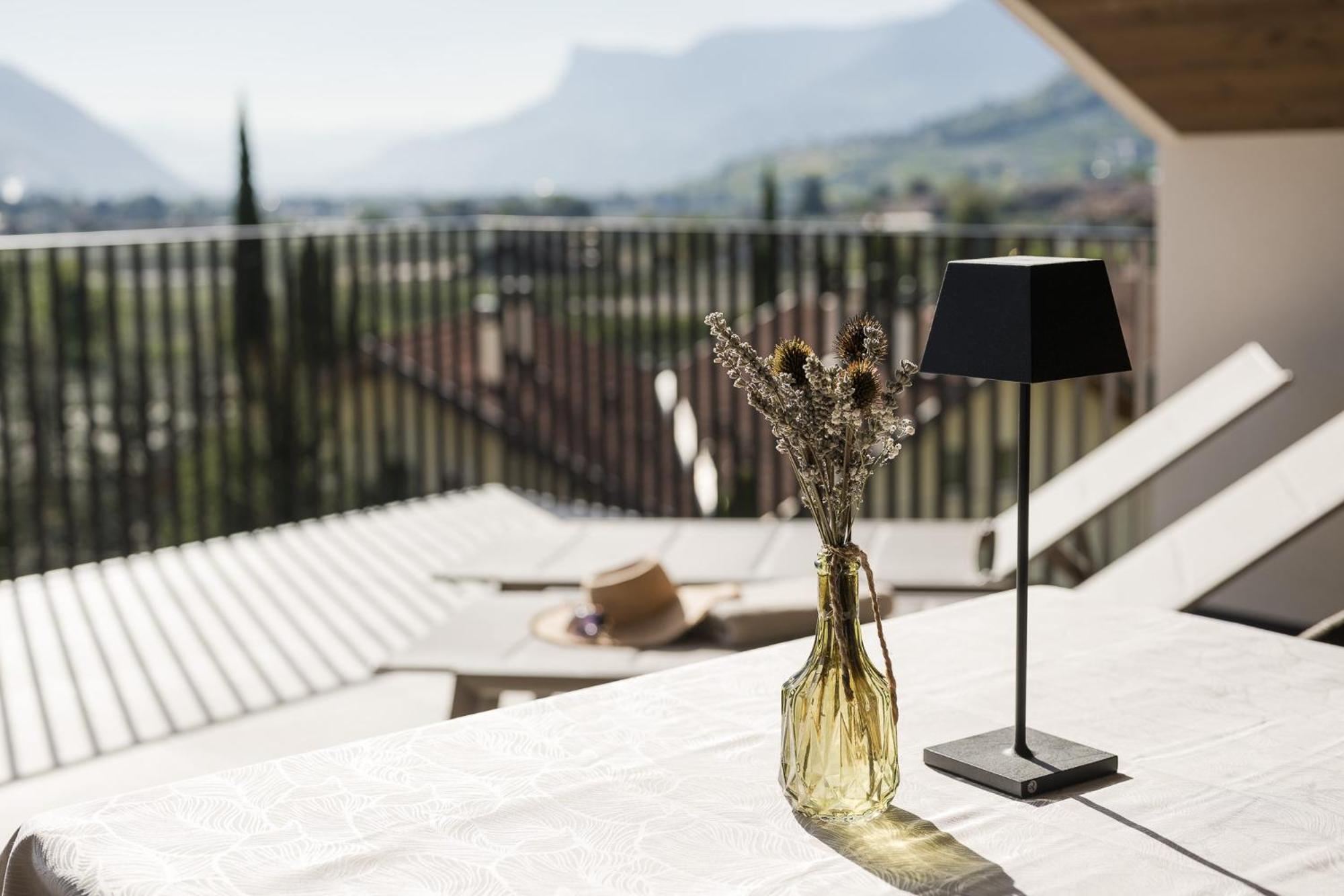 Photo 56