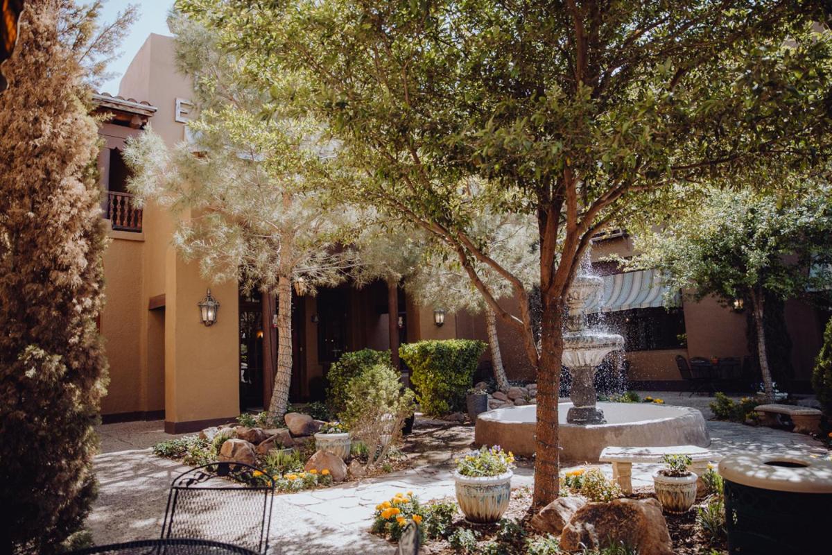 Van Horn Vacations - Hotel El Capitan - Property Image 1