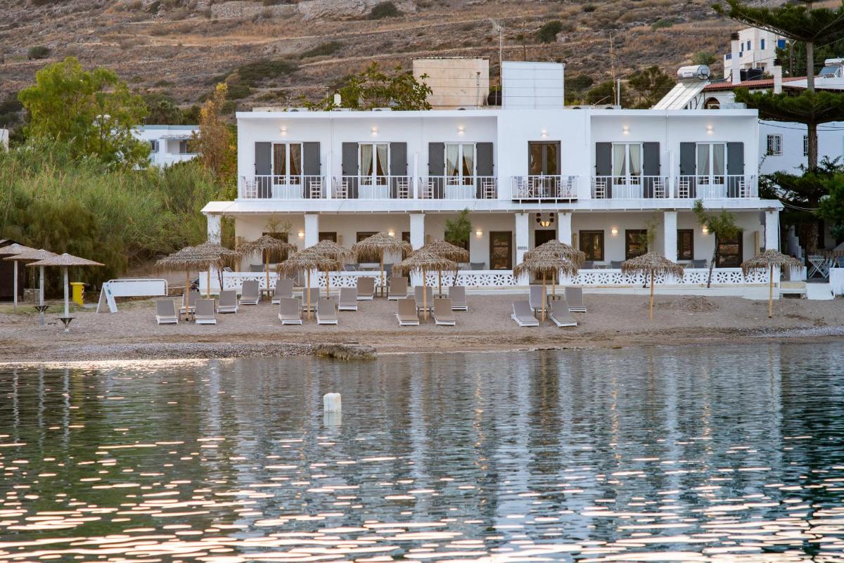 Emily Hotel photo 2