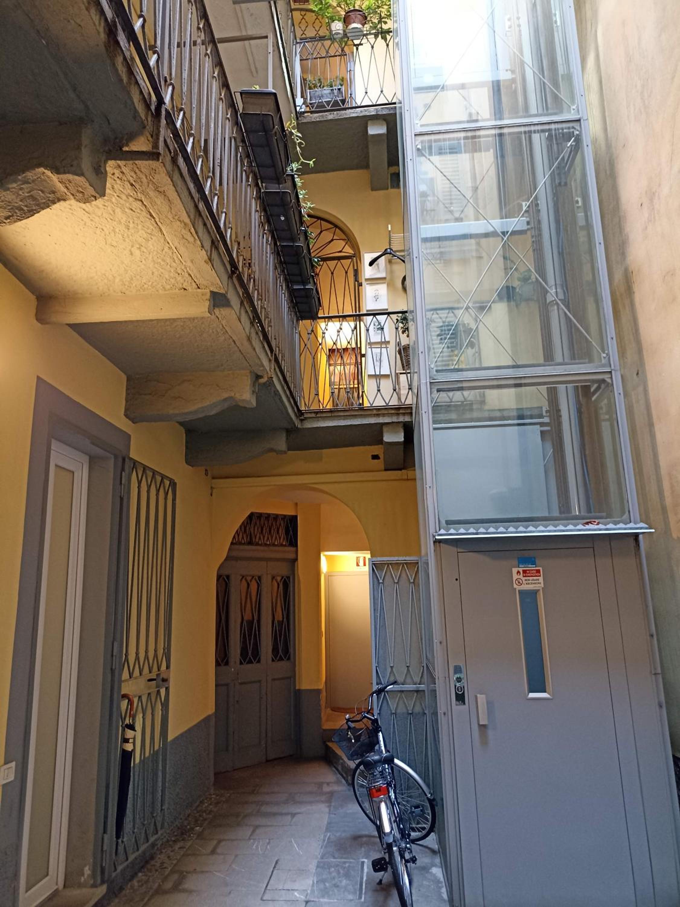 L'ibiscus e il mare photo 3