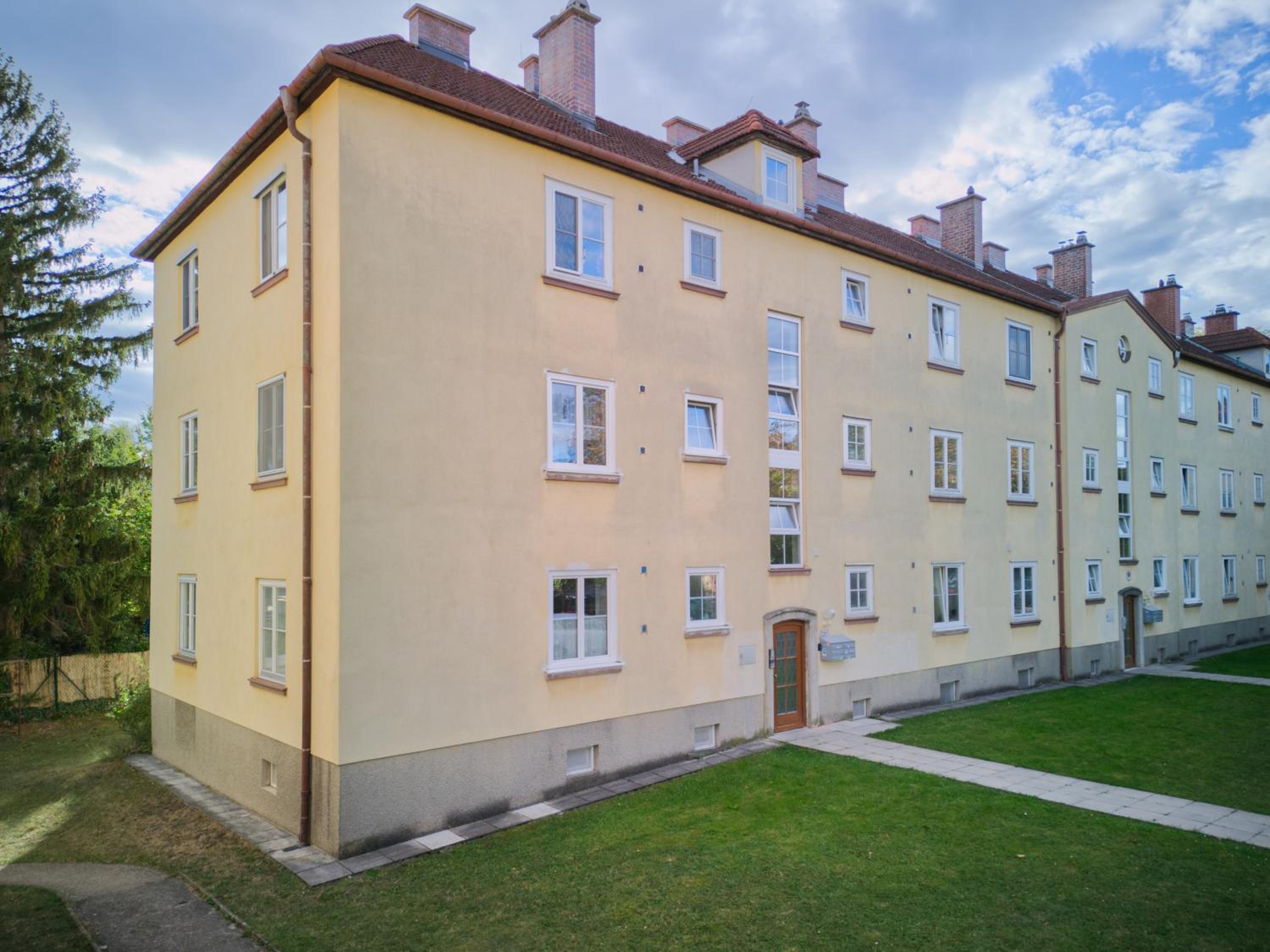 revLIVING Apartment Quintus Baden City Center
