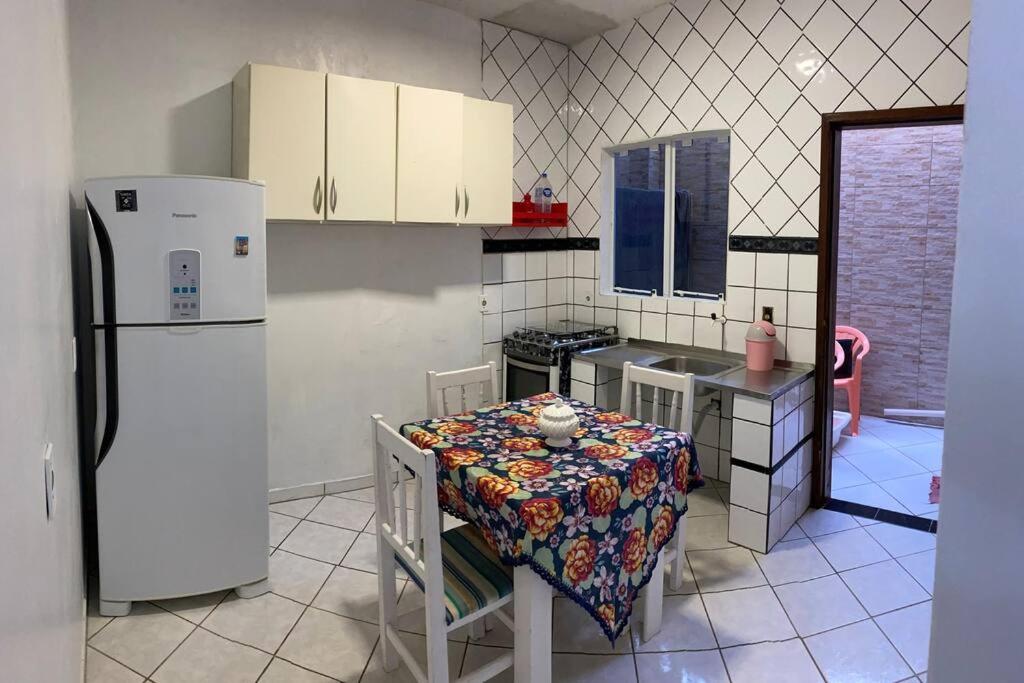 Moradia aconchegante e sossegada em ótimo local.