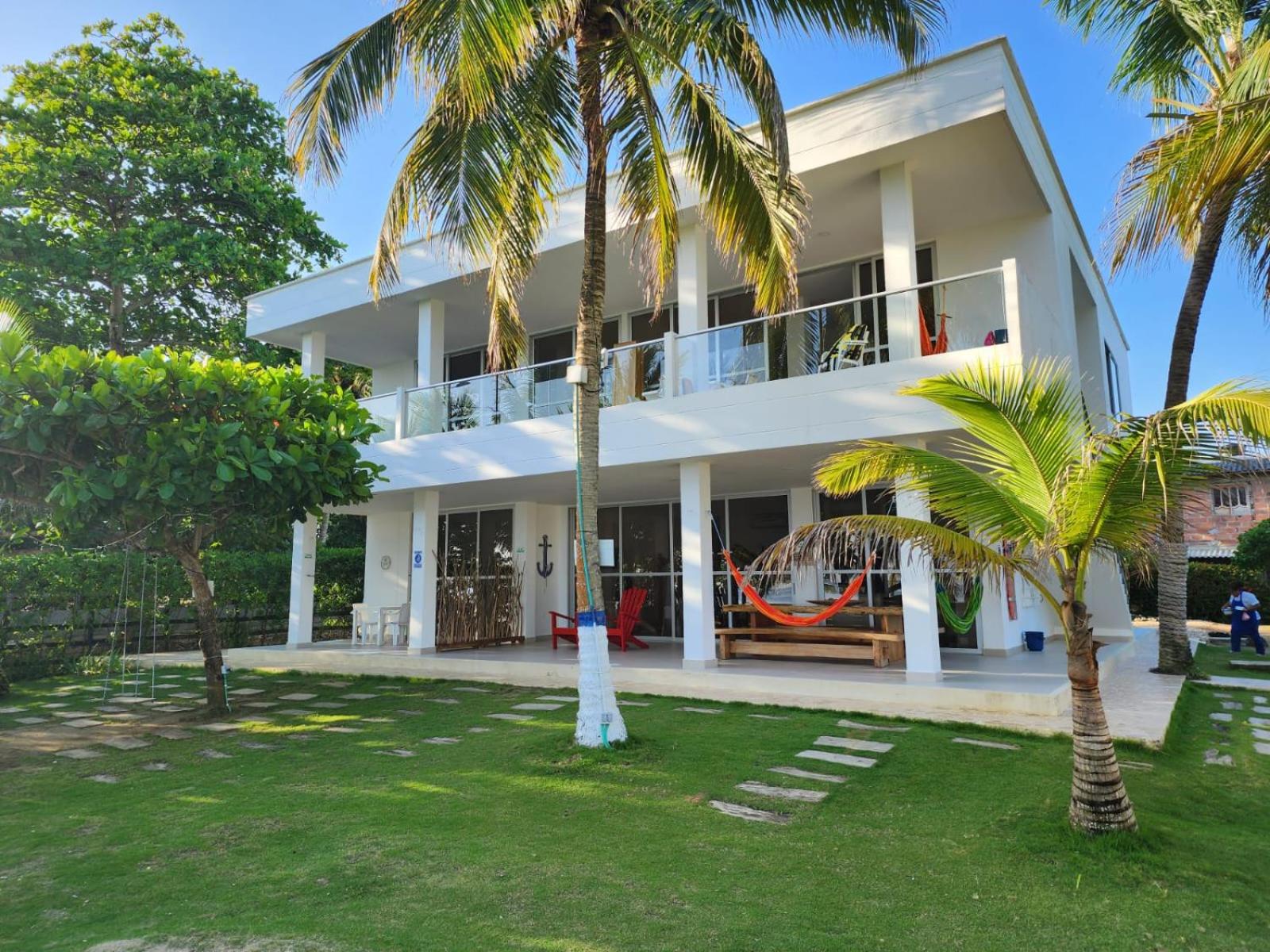 Hotel Condominio Milagros Coveñas - Image 1