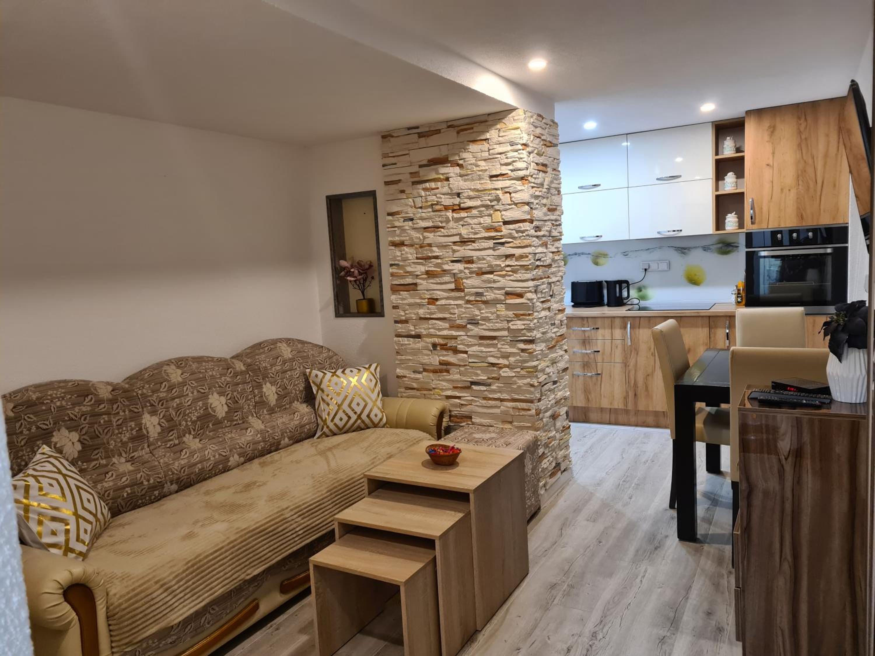 Leki Apartman