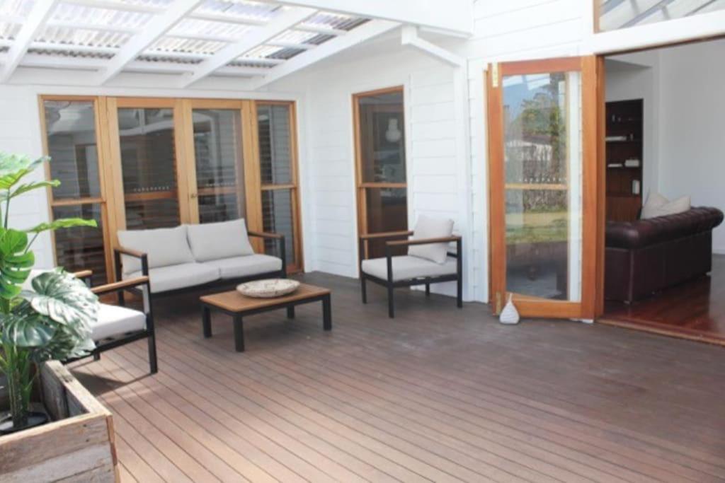 Luxberry House - In the heart of Berry