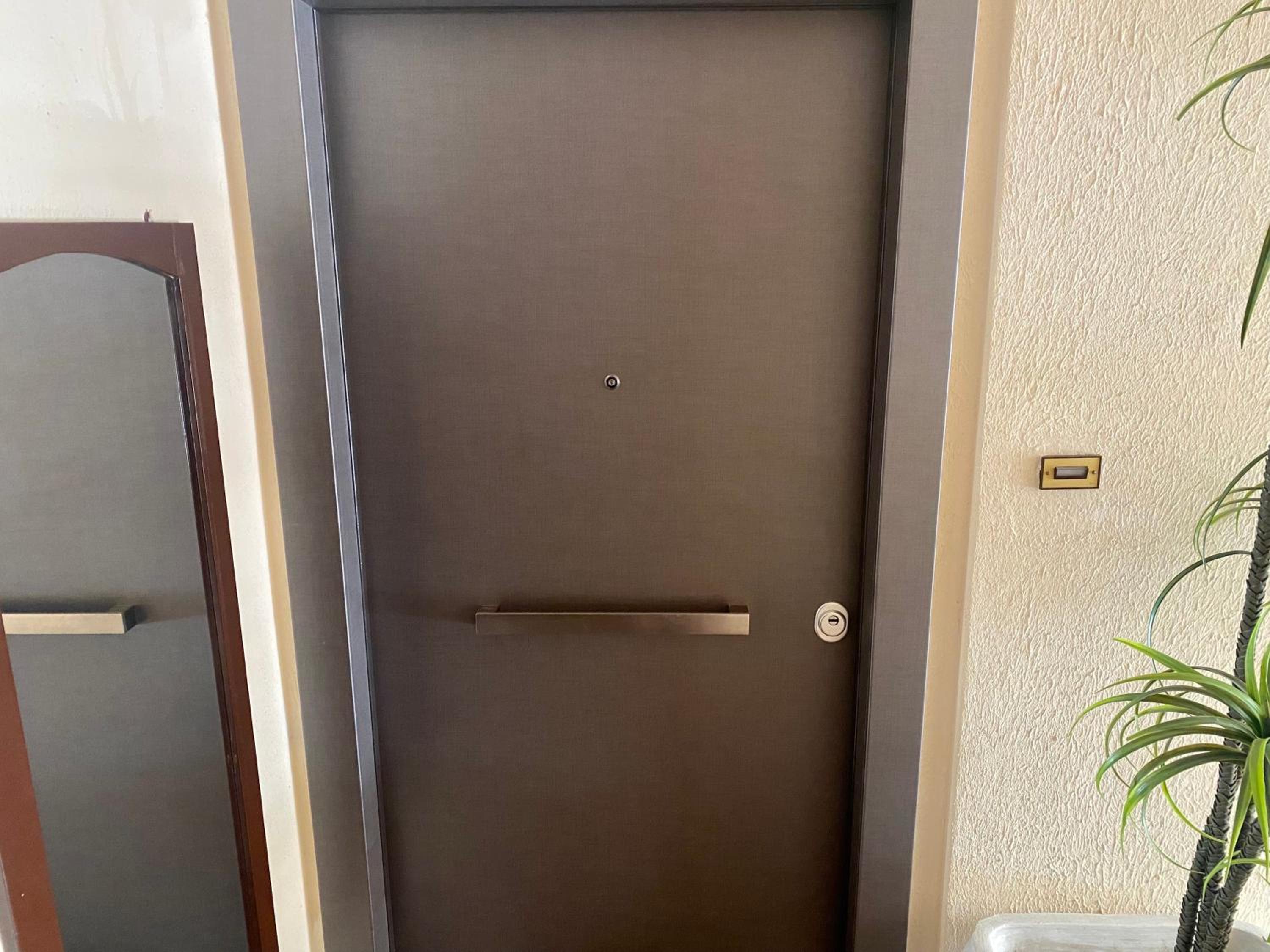 Olive tree Deluxe Apt 70m from Athens Metro