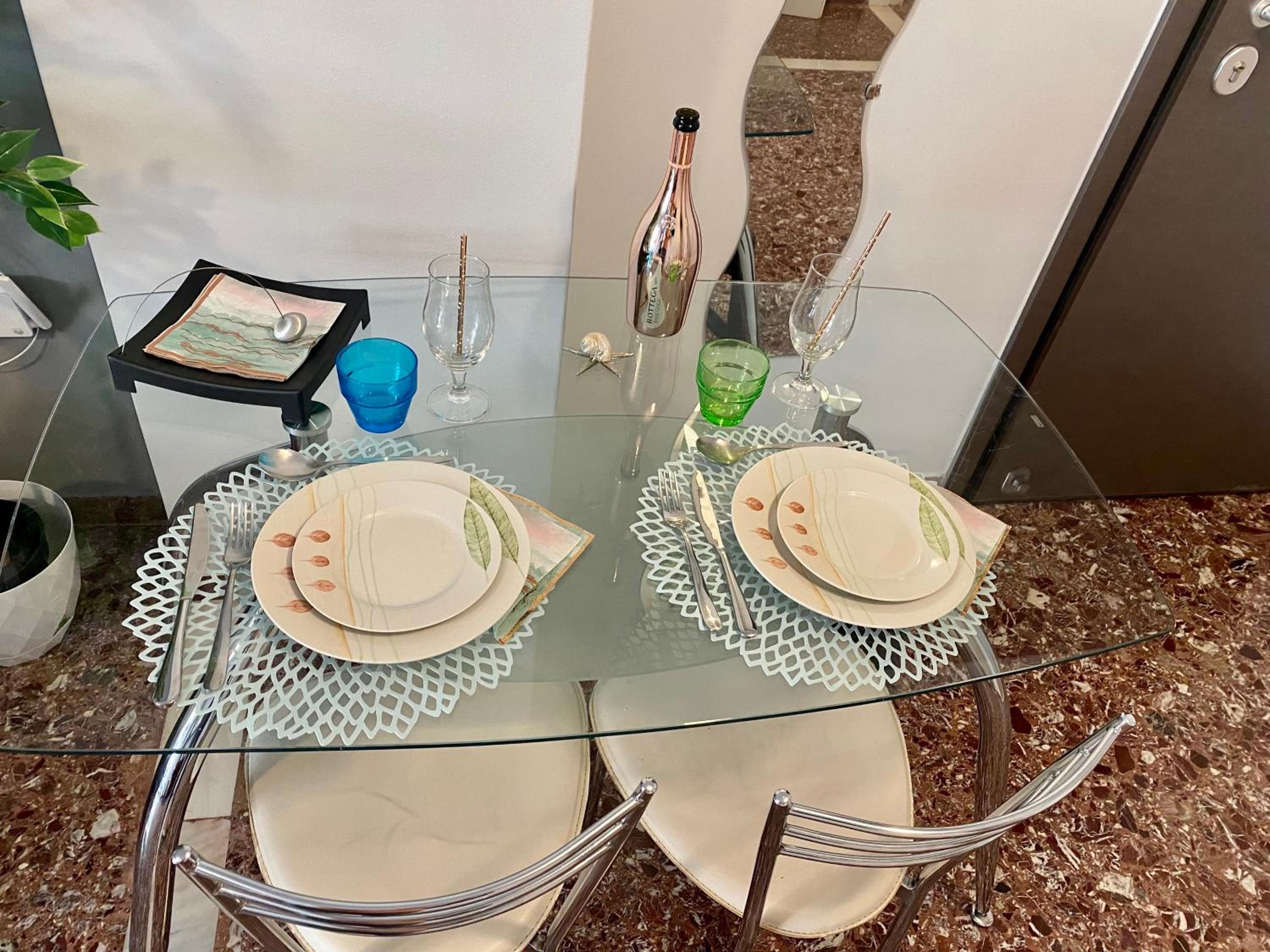 Olive tree Deluxe Apt 70m from Athens Metro