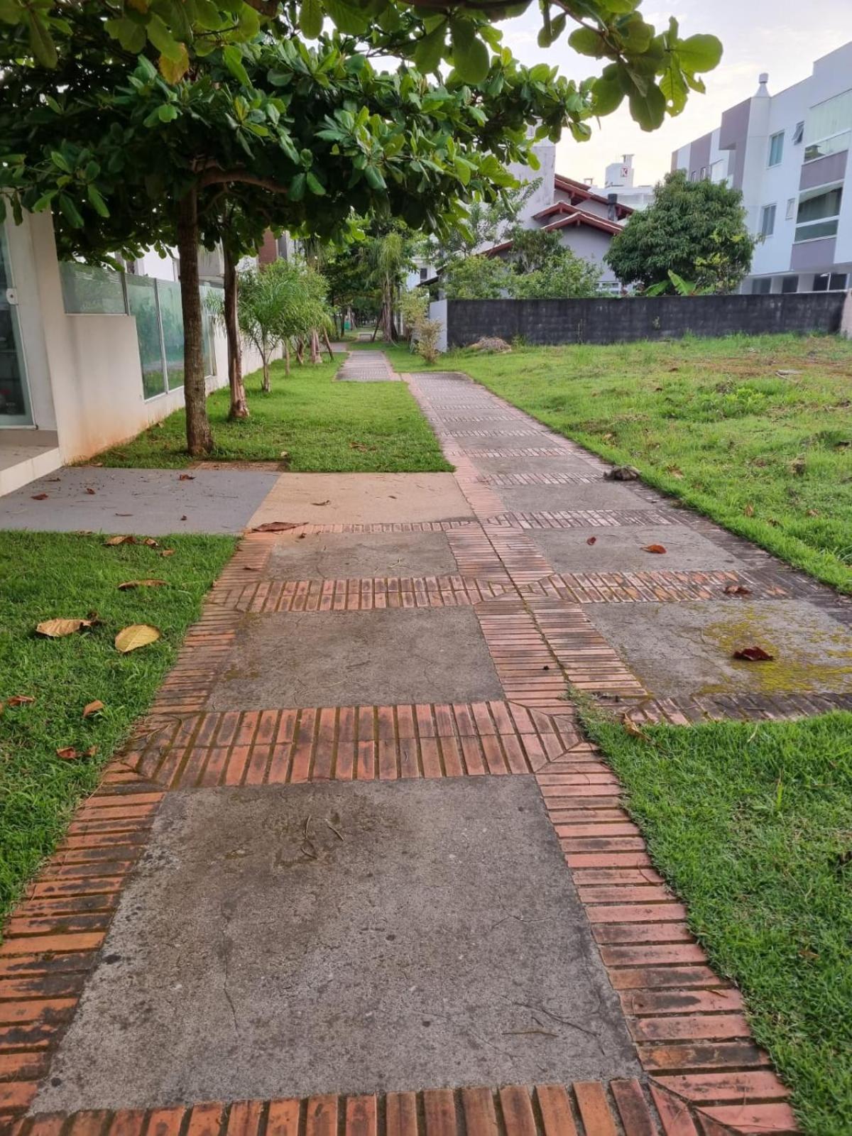 Apto amplo e confortável