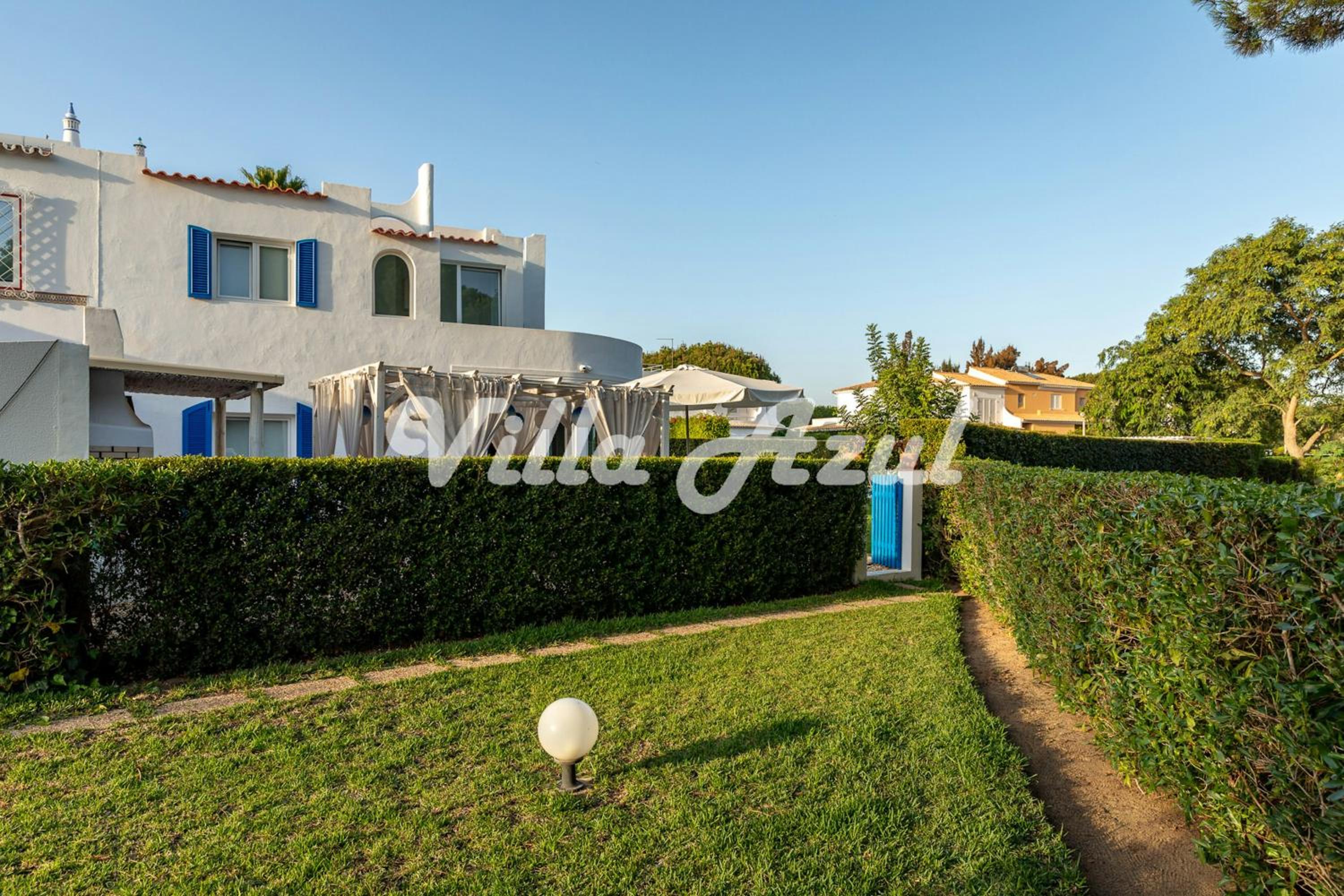 Photo 104