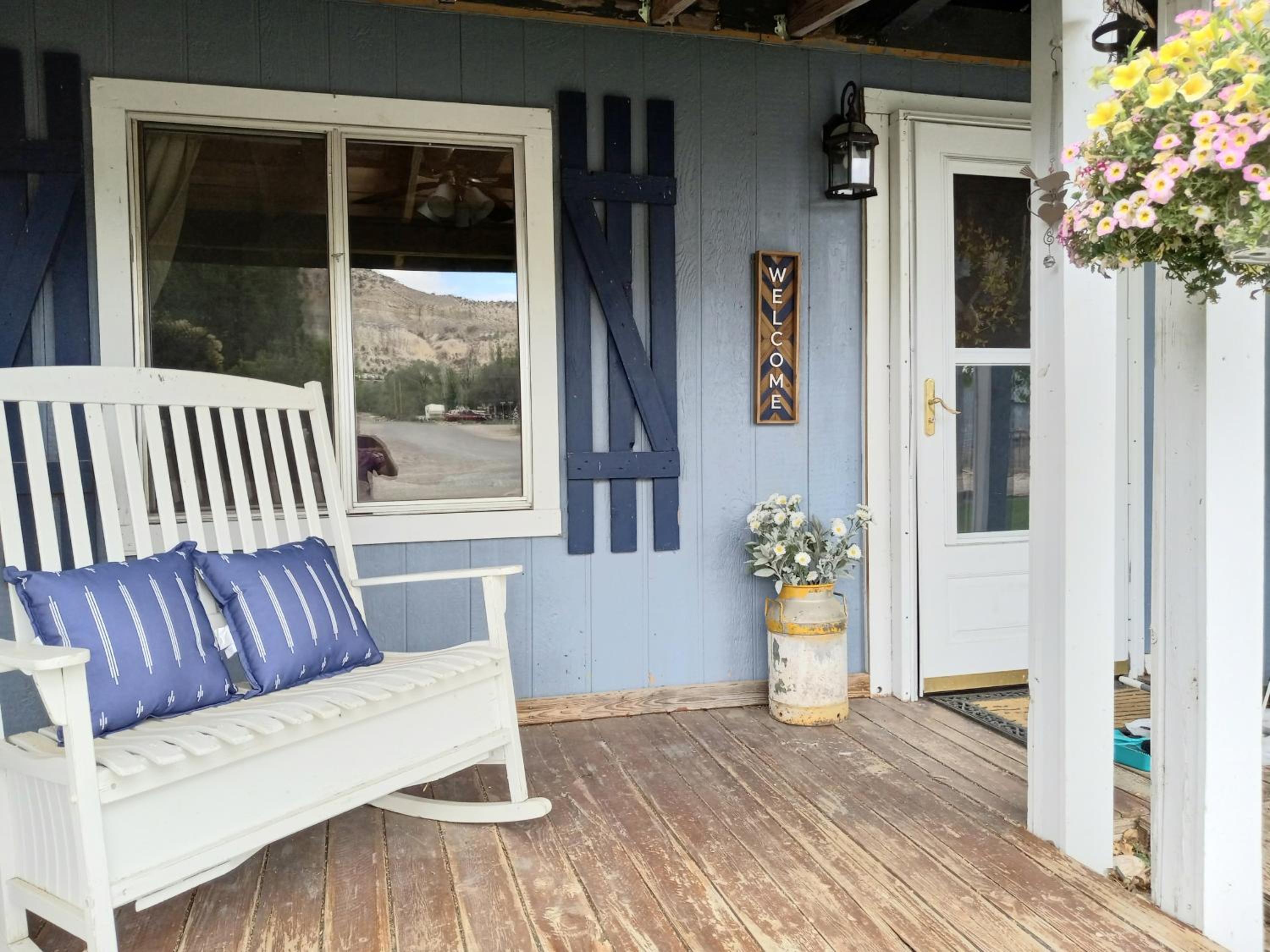 The Goulding Cottage and farm - 4 beds, 3 baths view 2