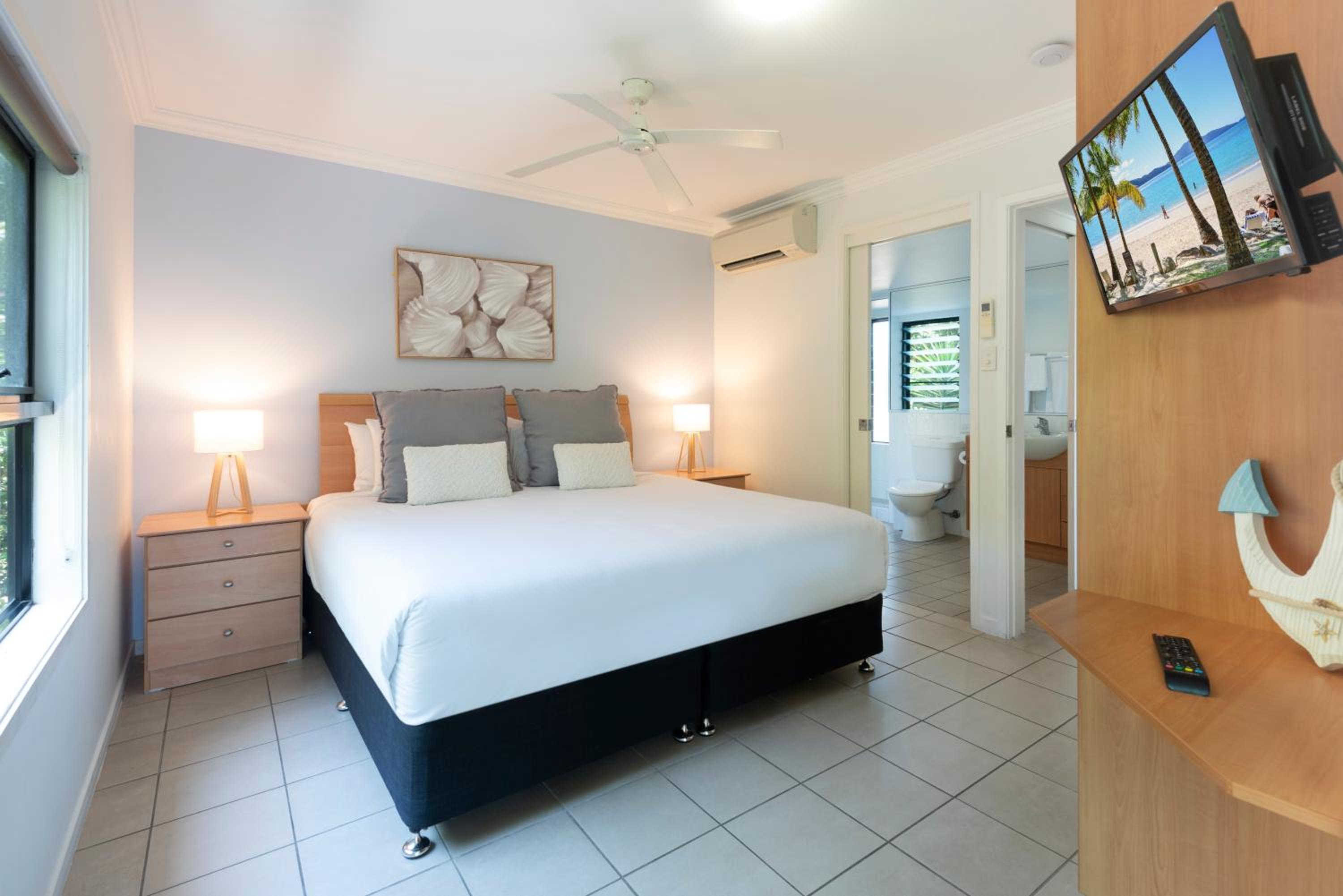 Oasis Apartments on Hamilton Island by HIHA