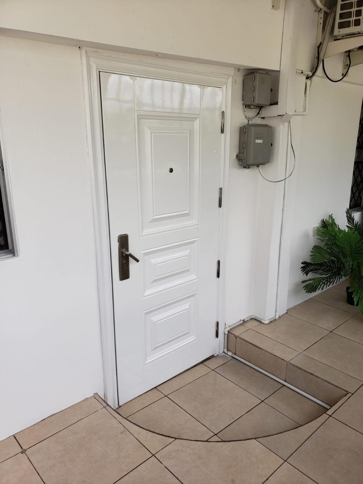 Mango Vert Apartment