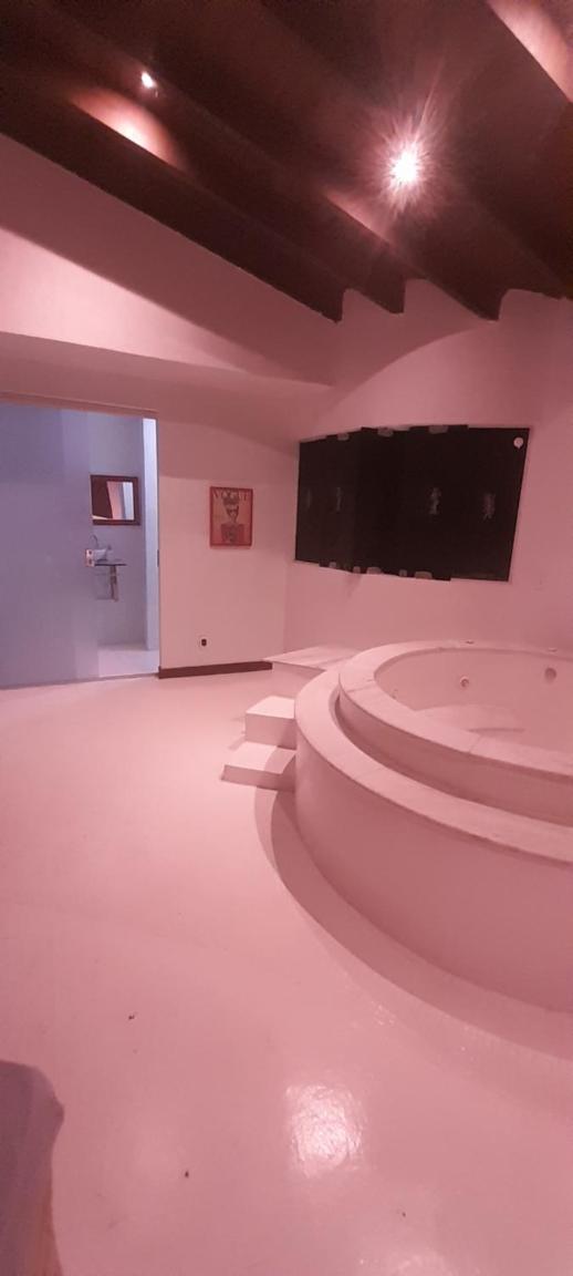 Casa 6 quartos piscina e sauna