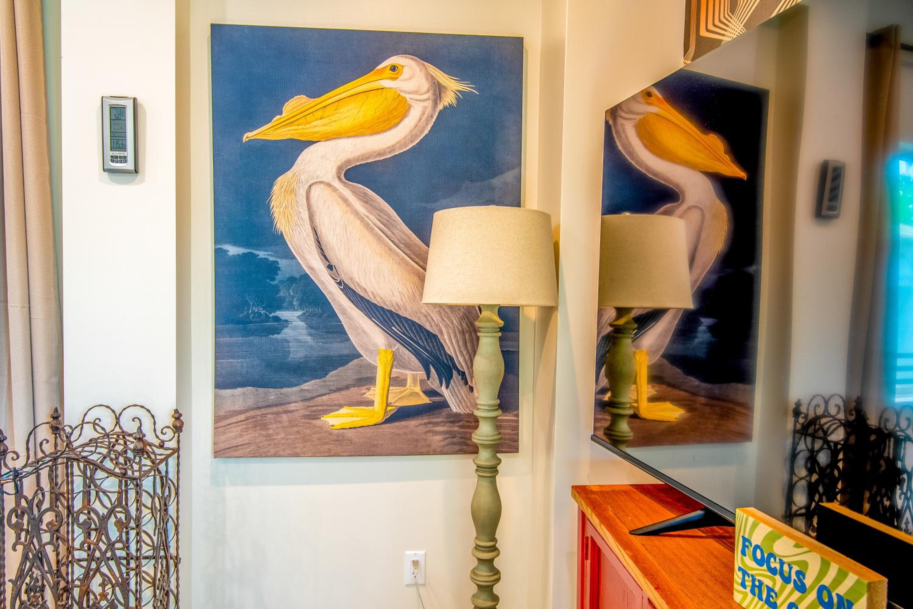 Stylish Sherman Oaks Townhouse 3bed + 3.5bath All Master Suites