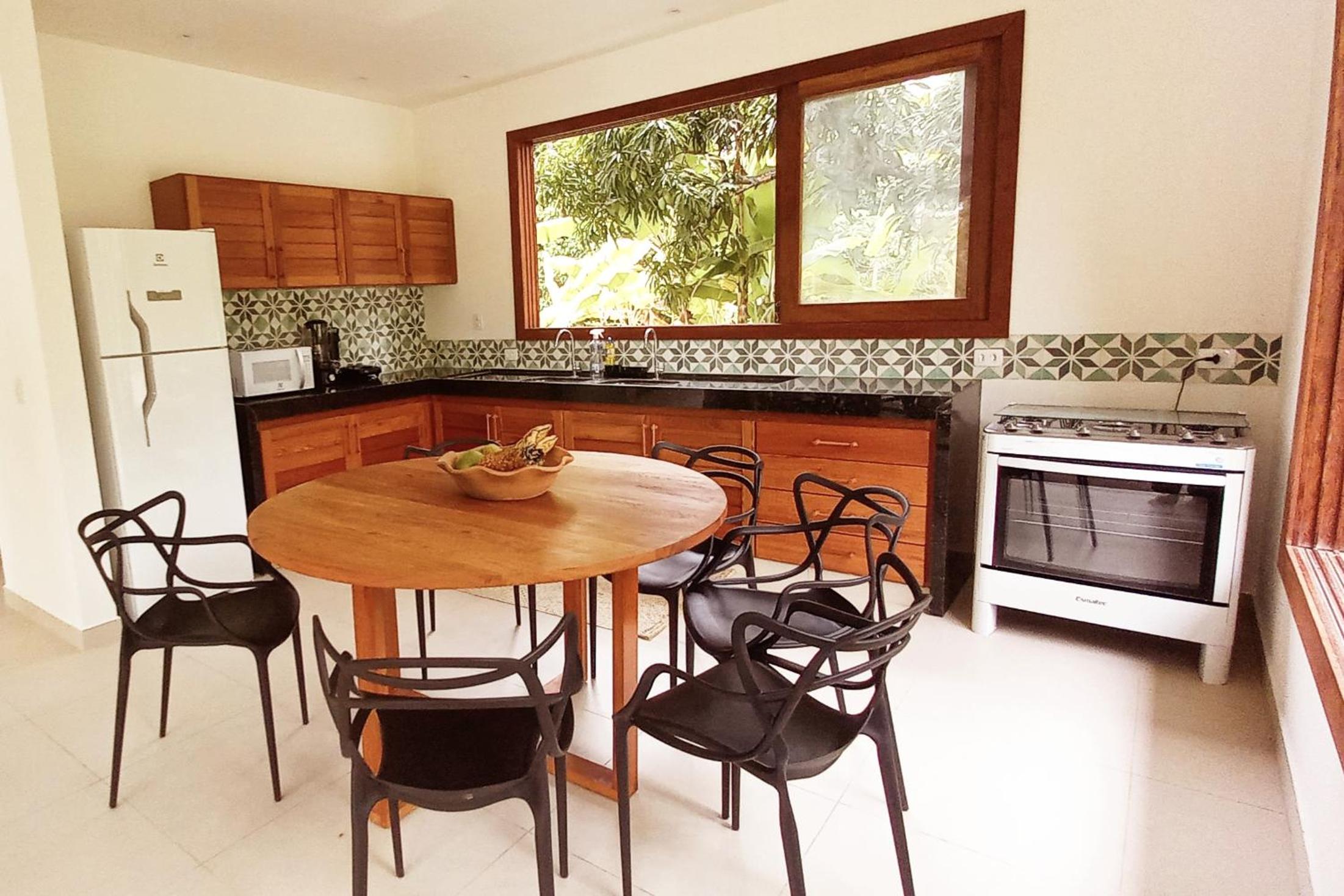 Kíria's Village Beach House