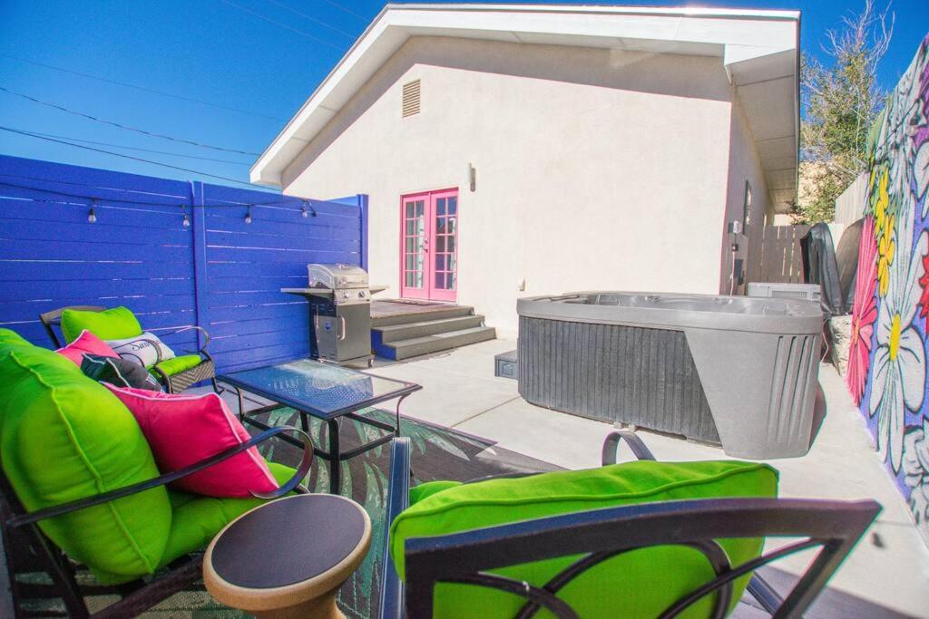 Bohemian ChiC SpaCation-Private HotTub-Close to Downtown-No Pet Fee! view 5