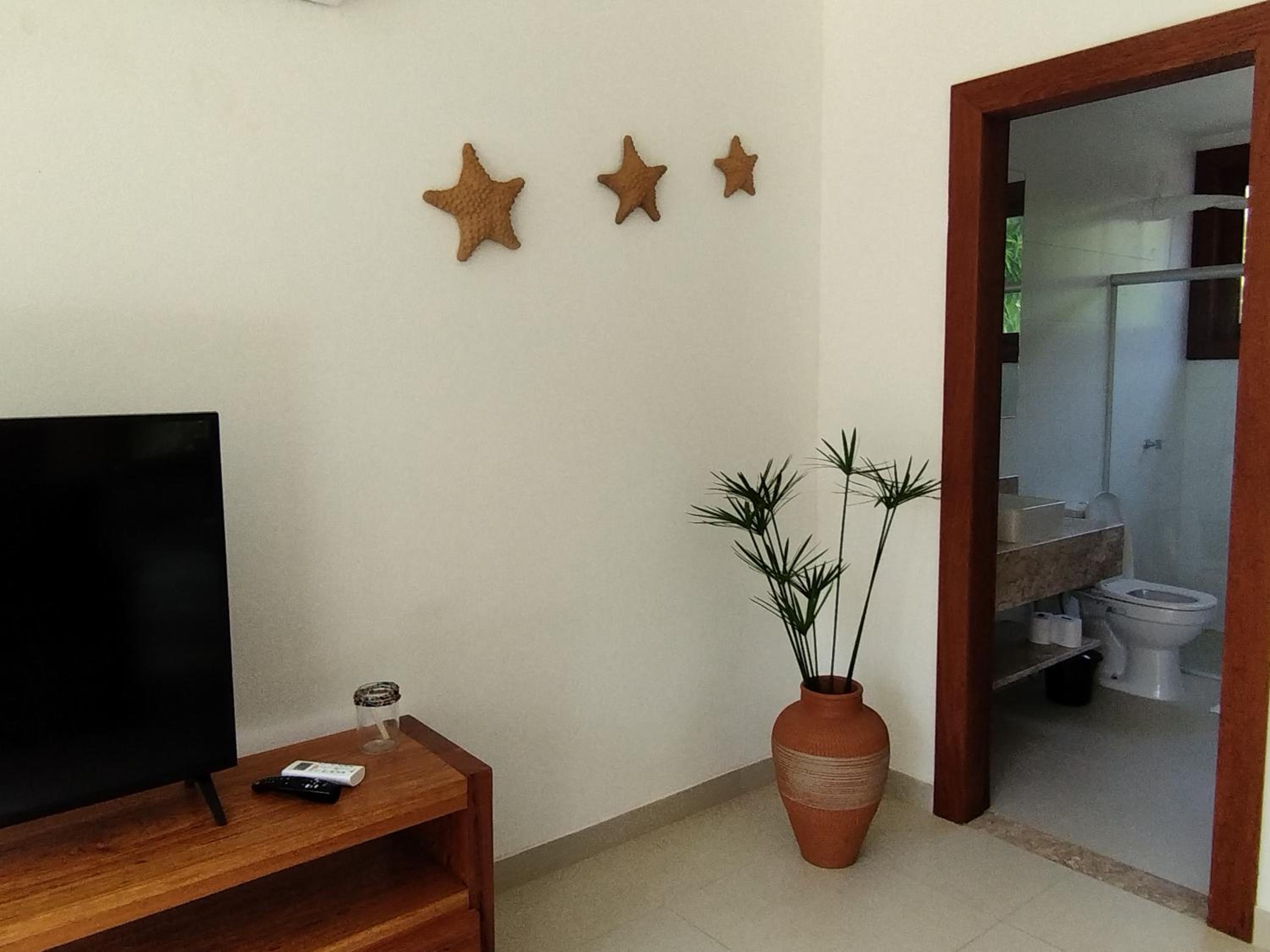 Kíria's Village Beach House