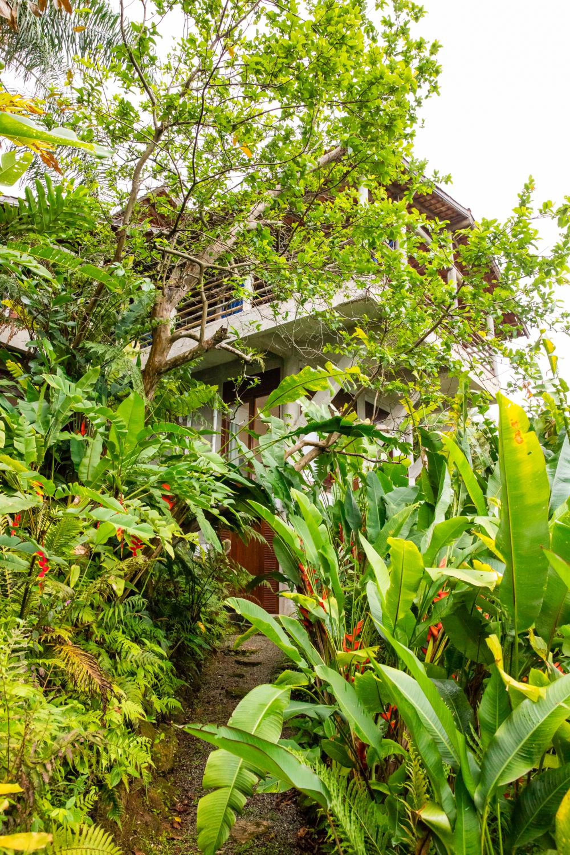 Casa 5 Suítes com Vista para o Mar - Praia Barra do Sahy