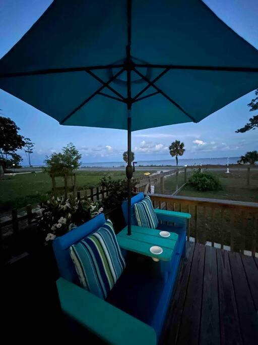 Bayfront, Water View, 5 min to Beach, Pet Friendly view 3