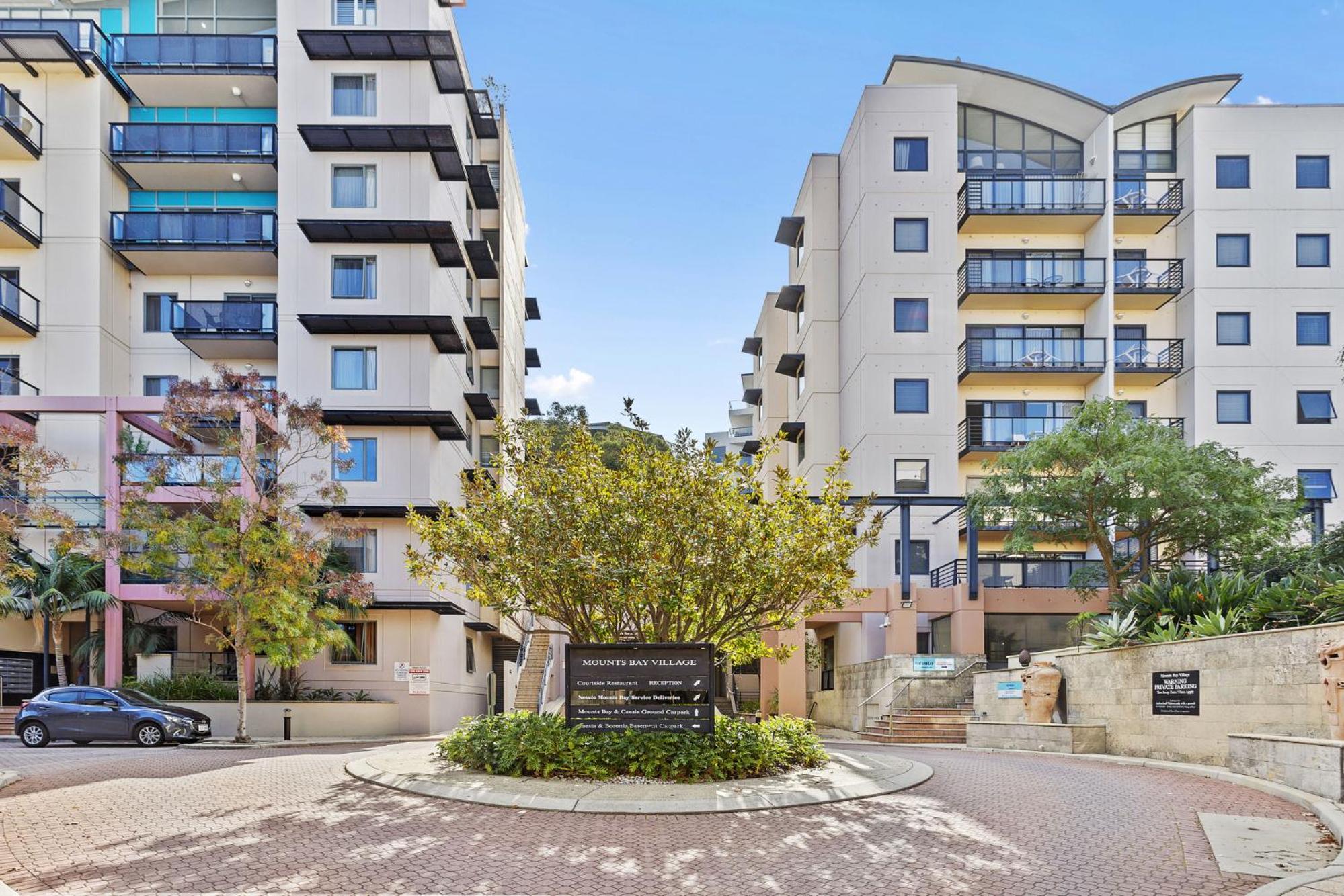 Urban Boho Chic Renovated 2BR with Balcony