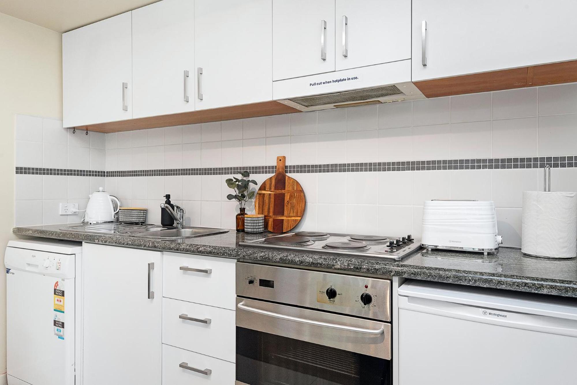 Designer 2BR Near CBD Large Balcony